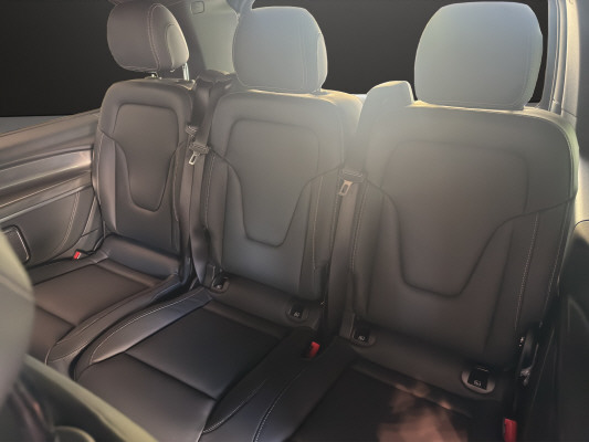 MERCEDES-BENZ V 300 d lang Exclus. 9G-T-image-8