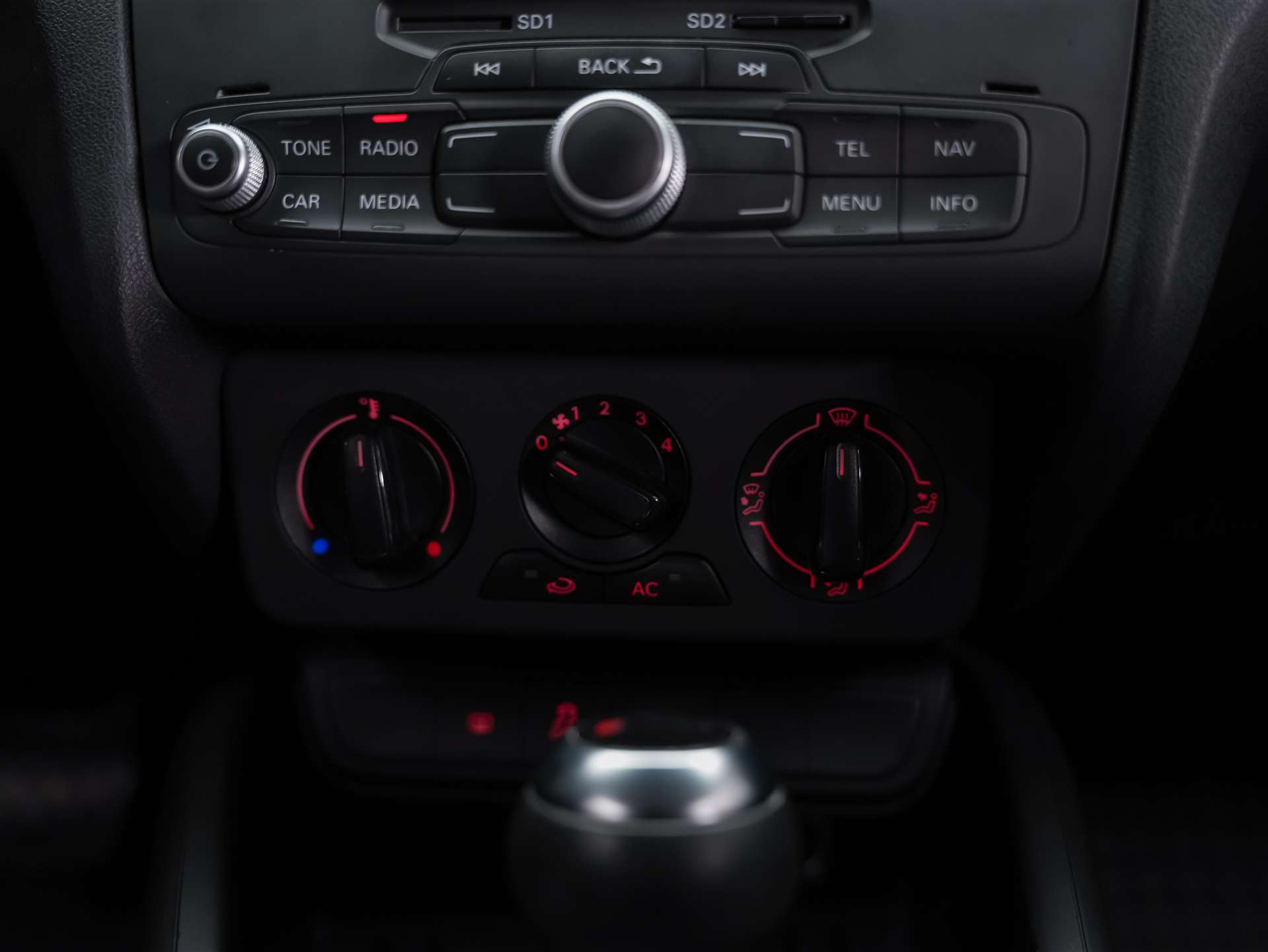 AUDI A1 S-Line 1.4 TFSI S-Tronic *CH Auto*Bose Soundsystem*Tempomat*-image-22
