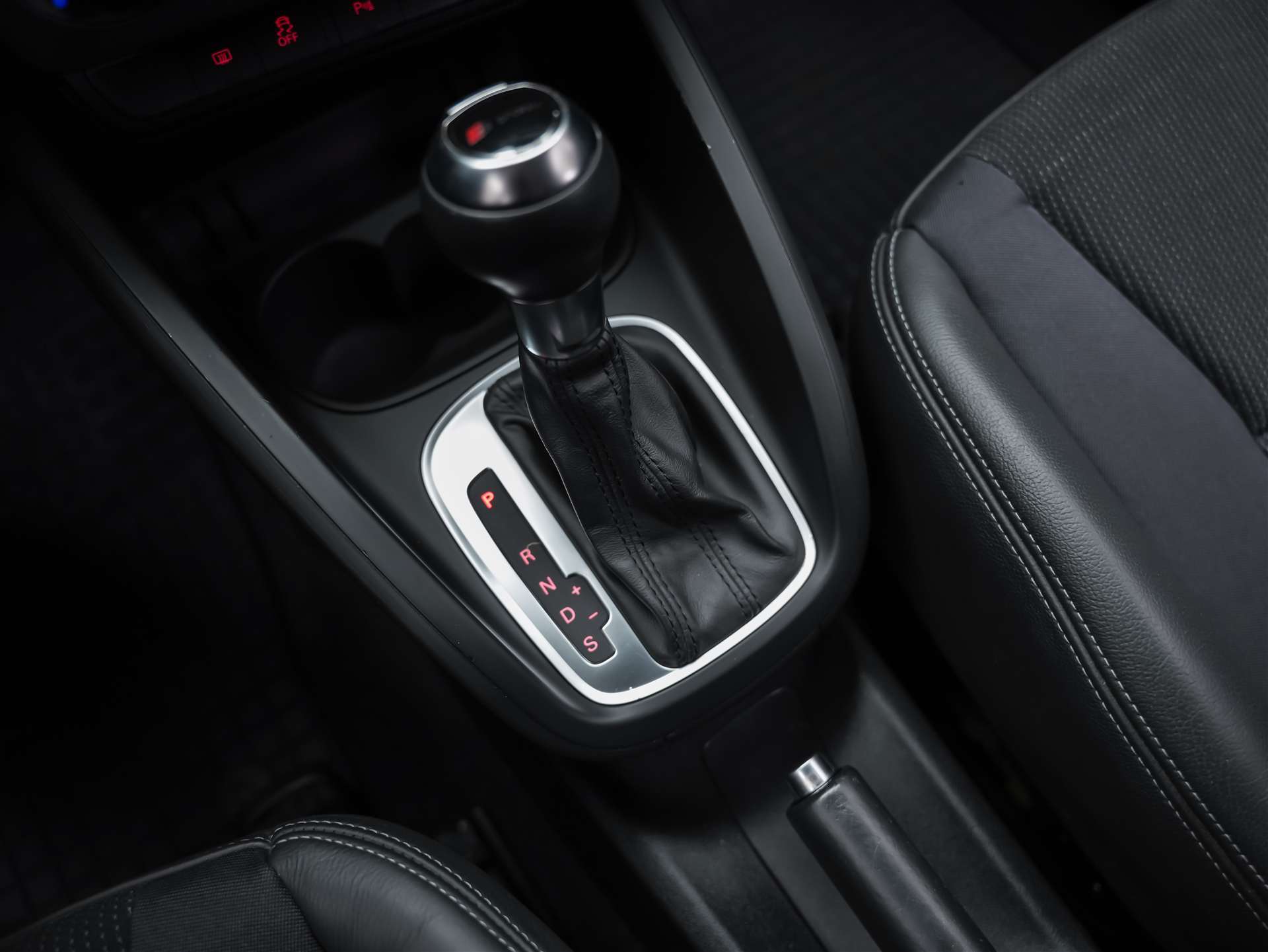 AUDI A1 S-Line 1.4 TFSI S-Tronic *CH Auto*Bose Soundsystem*Tempomat*-image-20