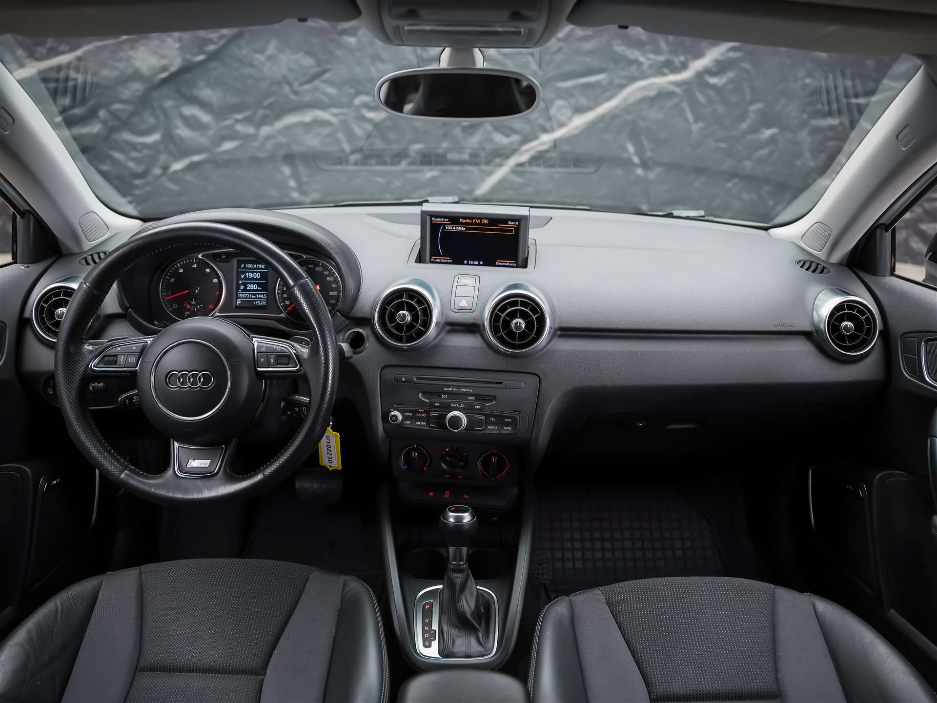 AUDI A1 S-Line 1.4 TFSI S-Tronic *CH Auto*Bose Soundsystem*Tempomat*-image-16