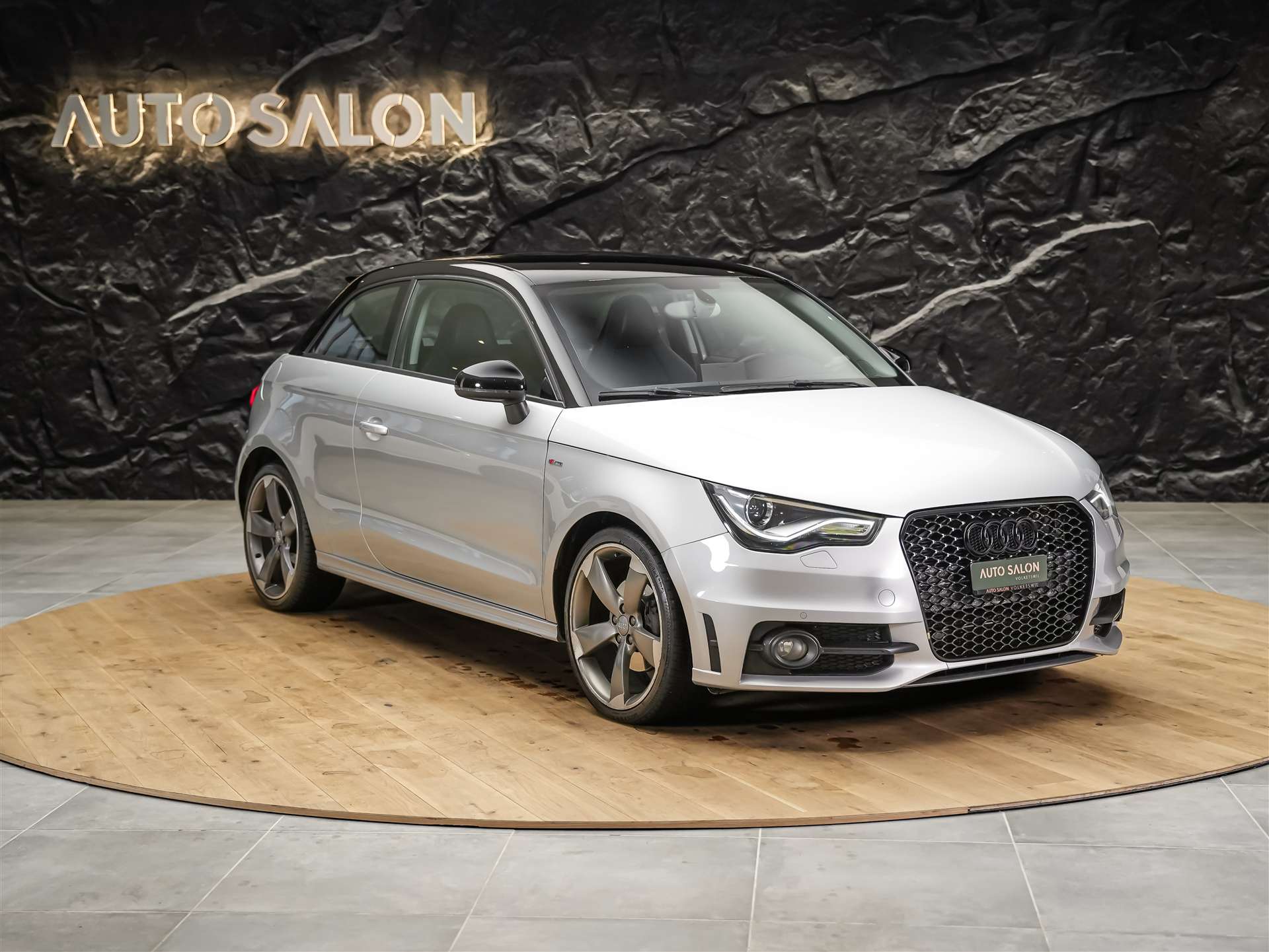 AUDI A1 S-Line 1.4 TFSI S-Tronic *CH Auto*Bose Soundsystem*Tempomat*-image-5