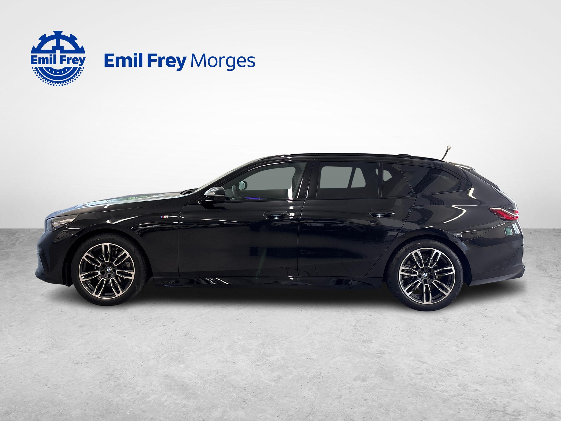 BMW 520d xDrive Touring 48V M-Sport-image-5