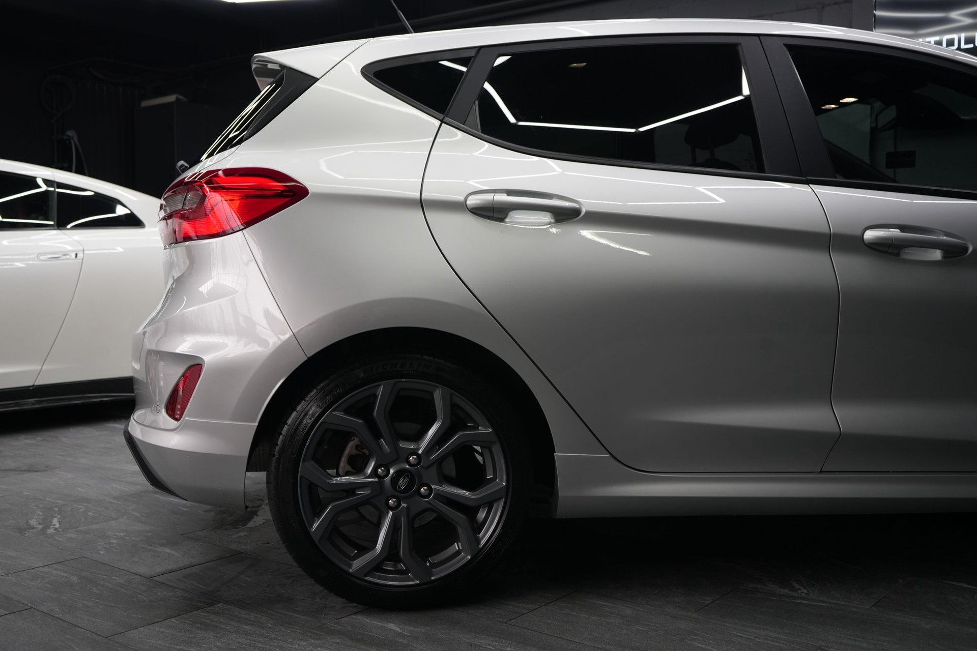 FORD Fiesta 1.0 SCTi ST Line Automat-image-5