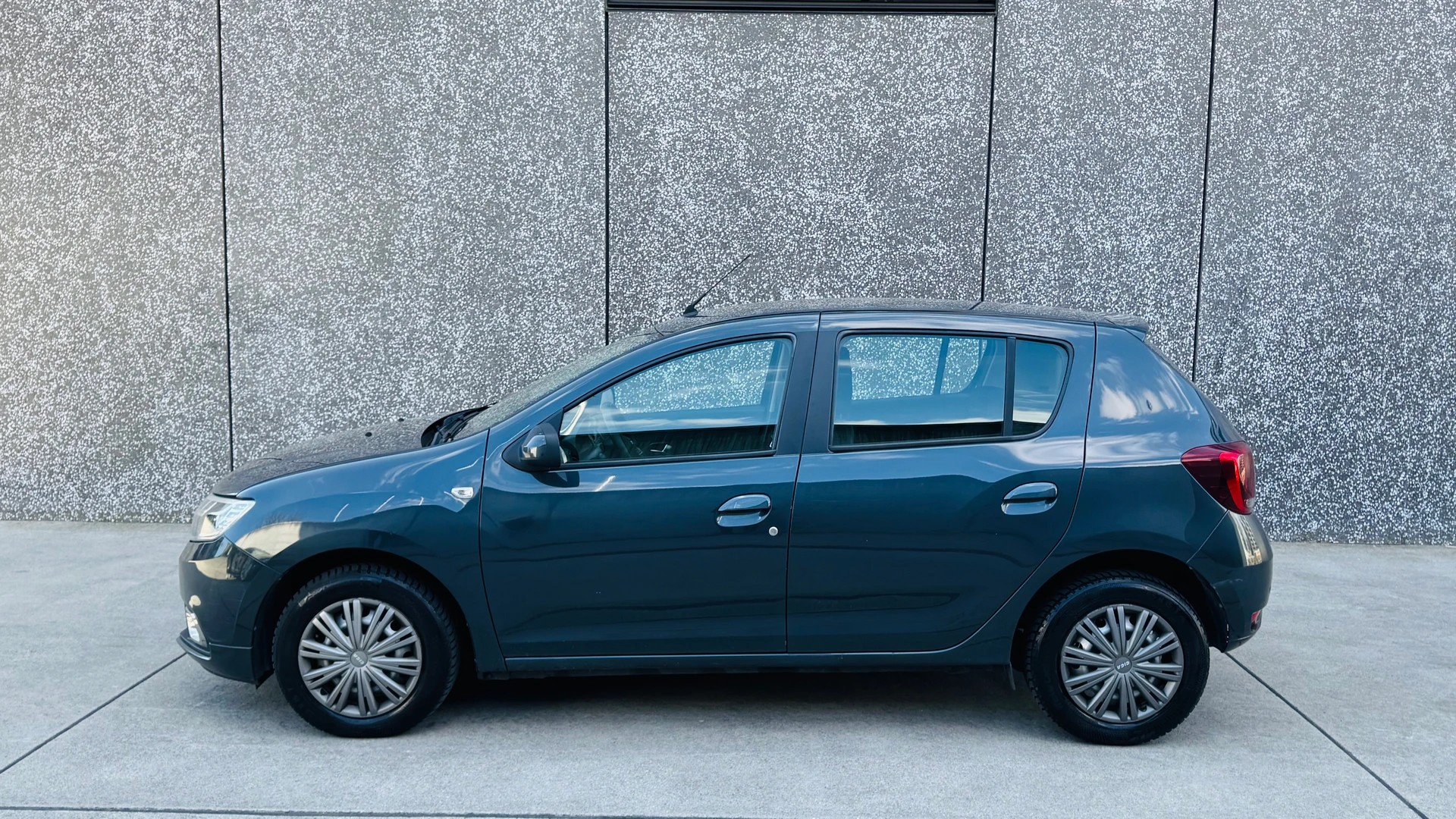 DACIA Sandero TCe 90 Comfort-image-3