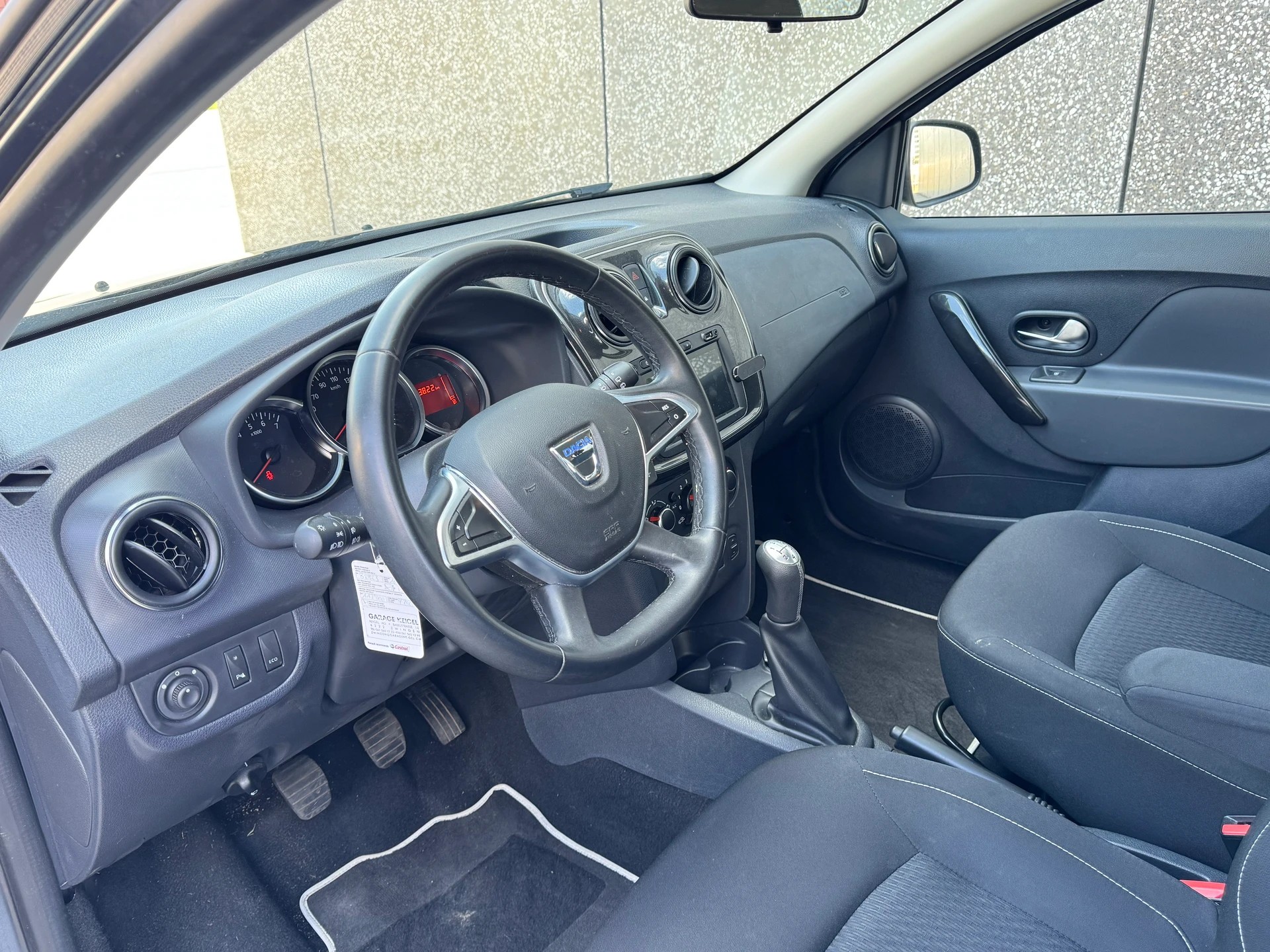 DACIA Sandero TCe 90 Comfort-image-11