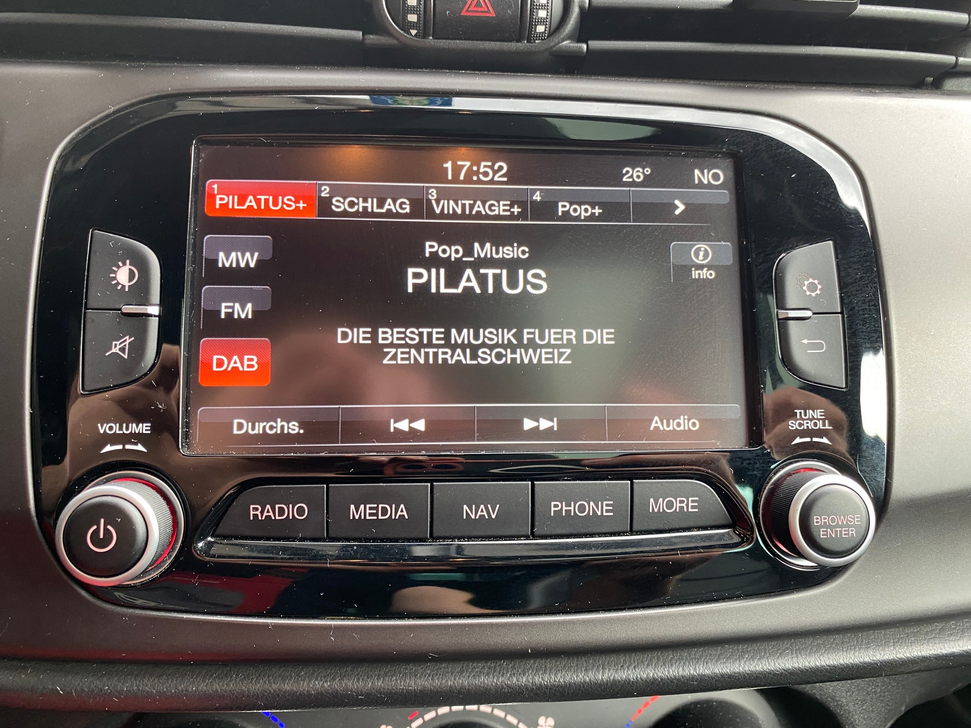ALFA ROMEO Giulietta 1750 TBi Quadrifoglio Verde-image-10