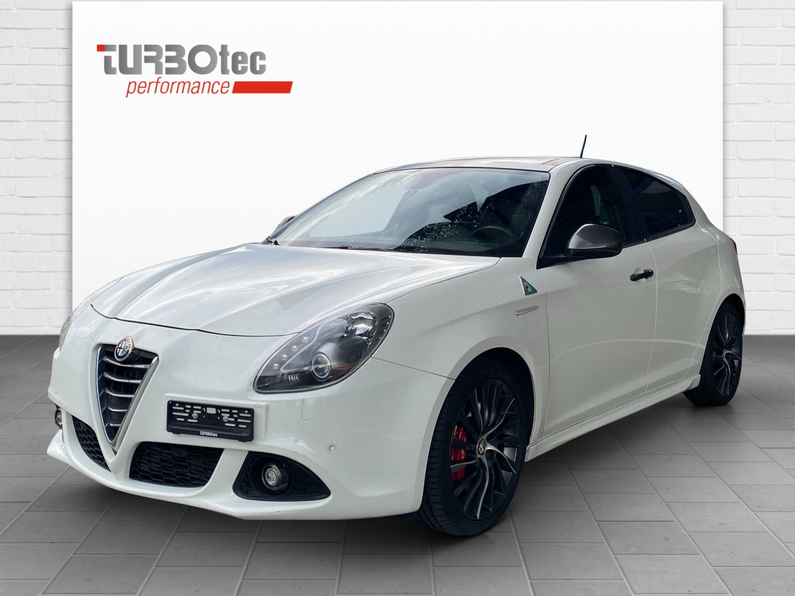 ALFA ROMEO Giulietta 1750 TBi Quadrifoglio Verde-image-0