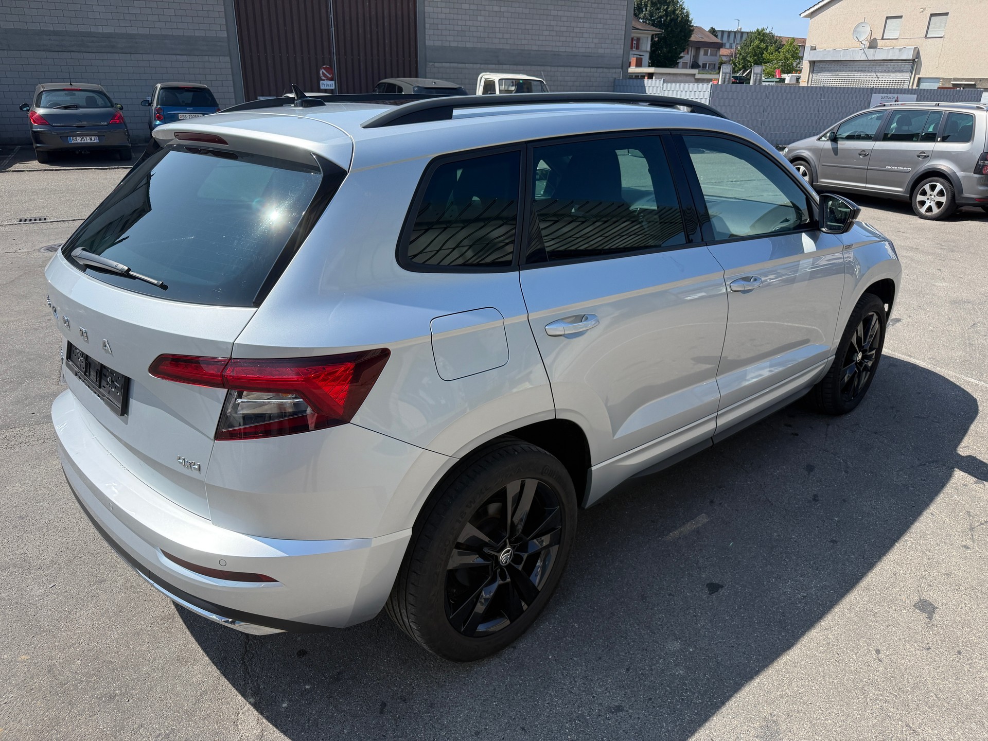 SKODA Karoq 2.0 TSI SportLine 4x4 DSG-image-4
