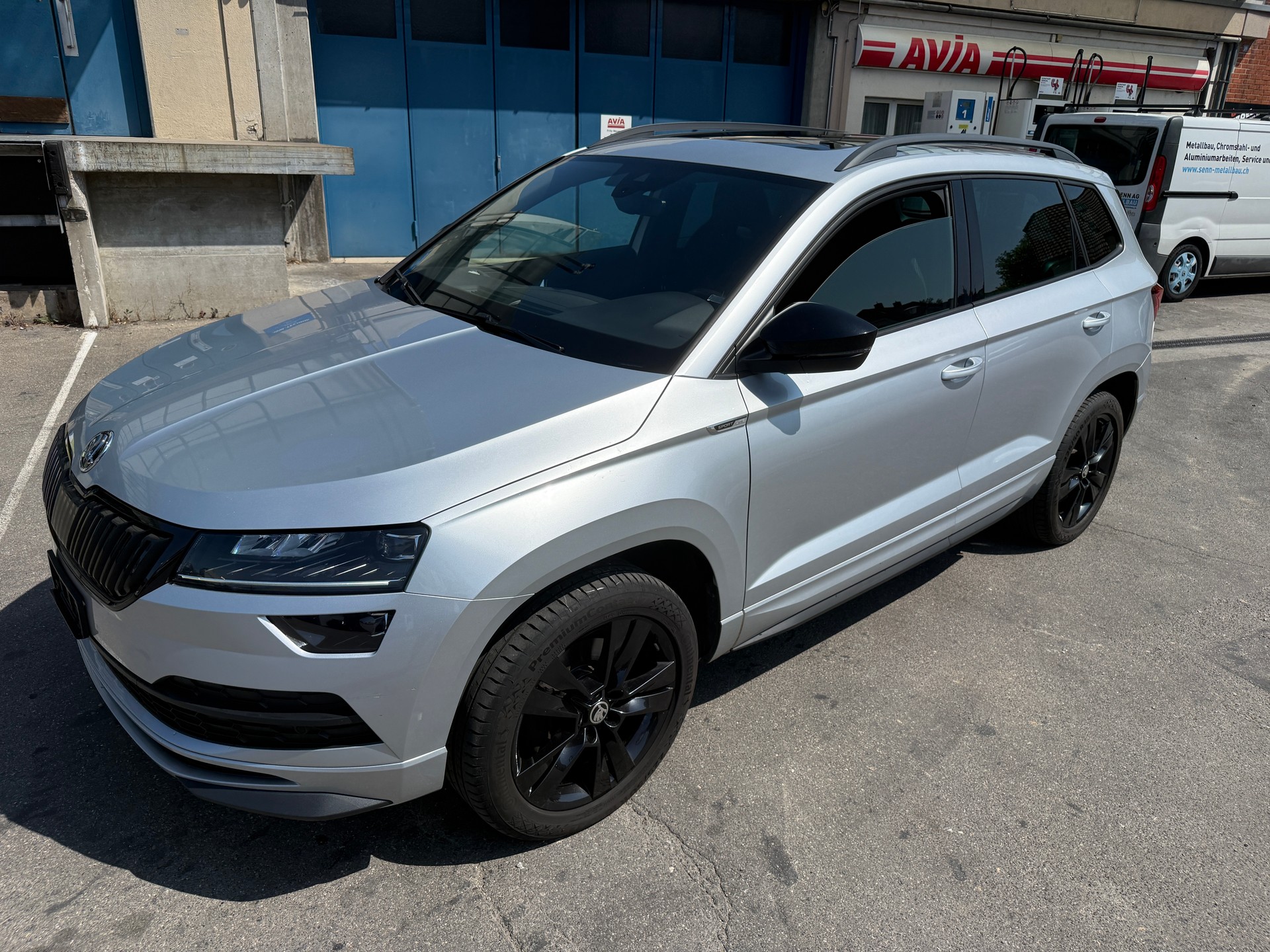 SKODA Karoq 2.0 TSI SportLine 4x4 DSG-image-1
