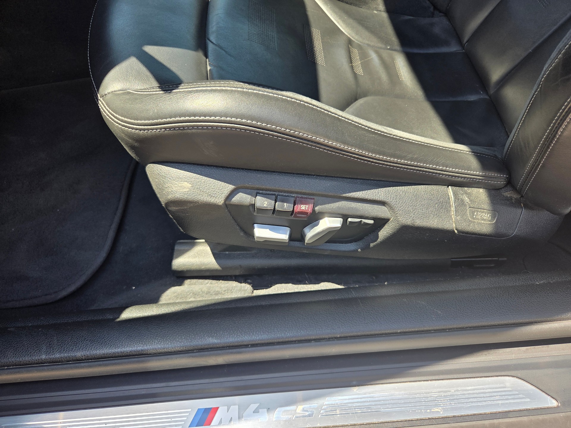 BMW M4 Coupé CS DKG-image-6