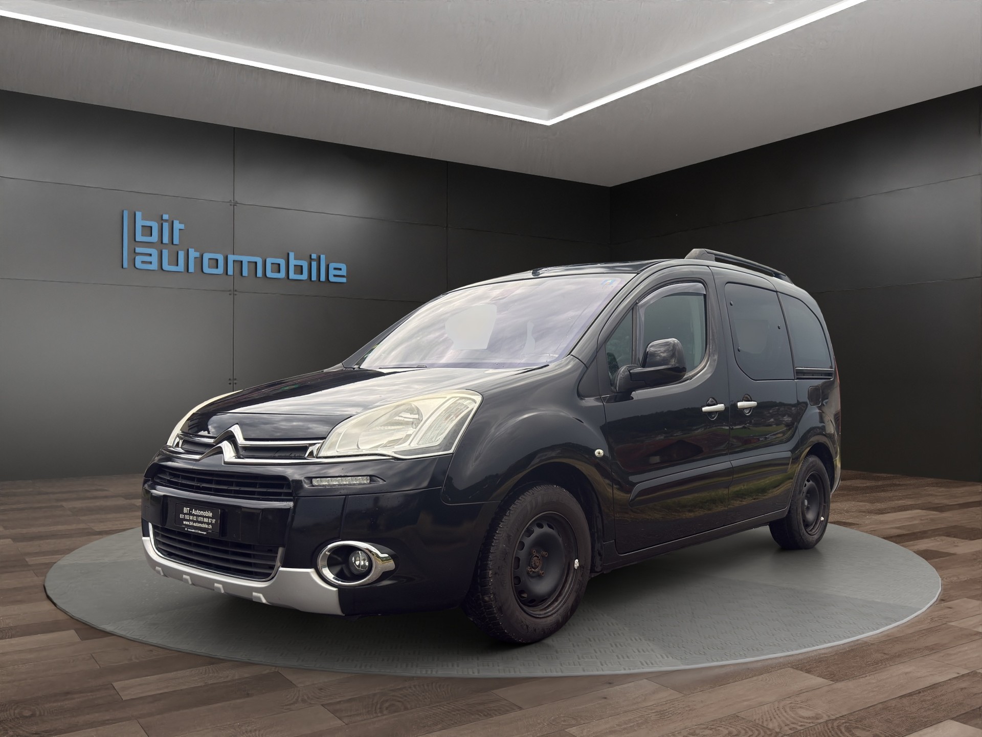 CITROEN Berlingo 1.6 e-HDi Exclusive EGS6-image-0
