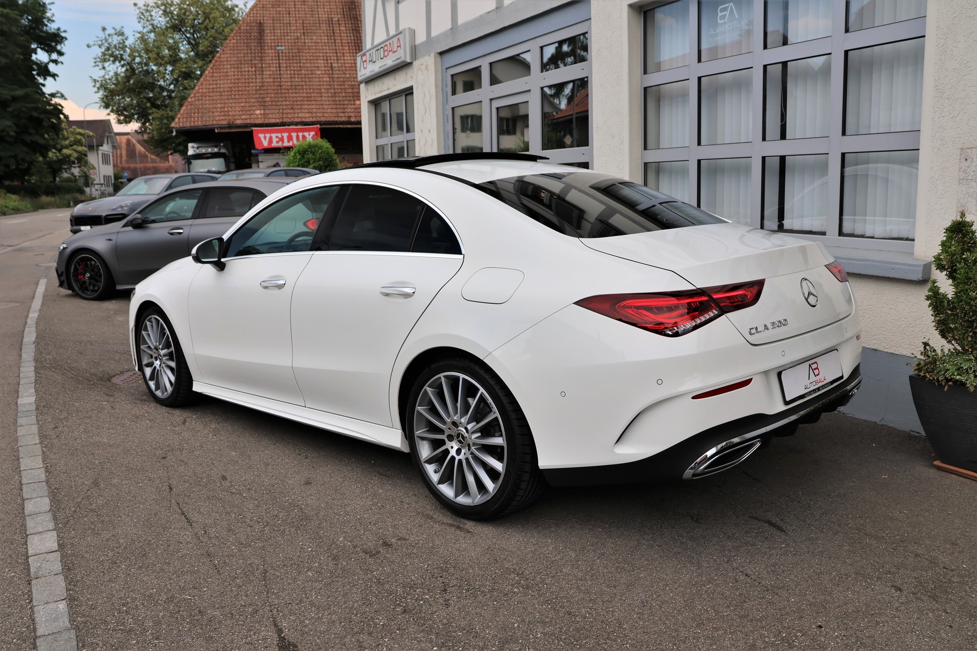 MERCEDES-BENZ CLA 200 AMG Line 7G-DCT (CH)-image-6