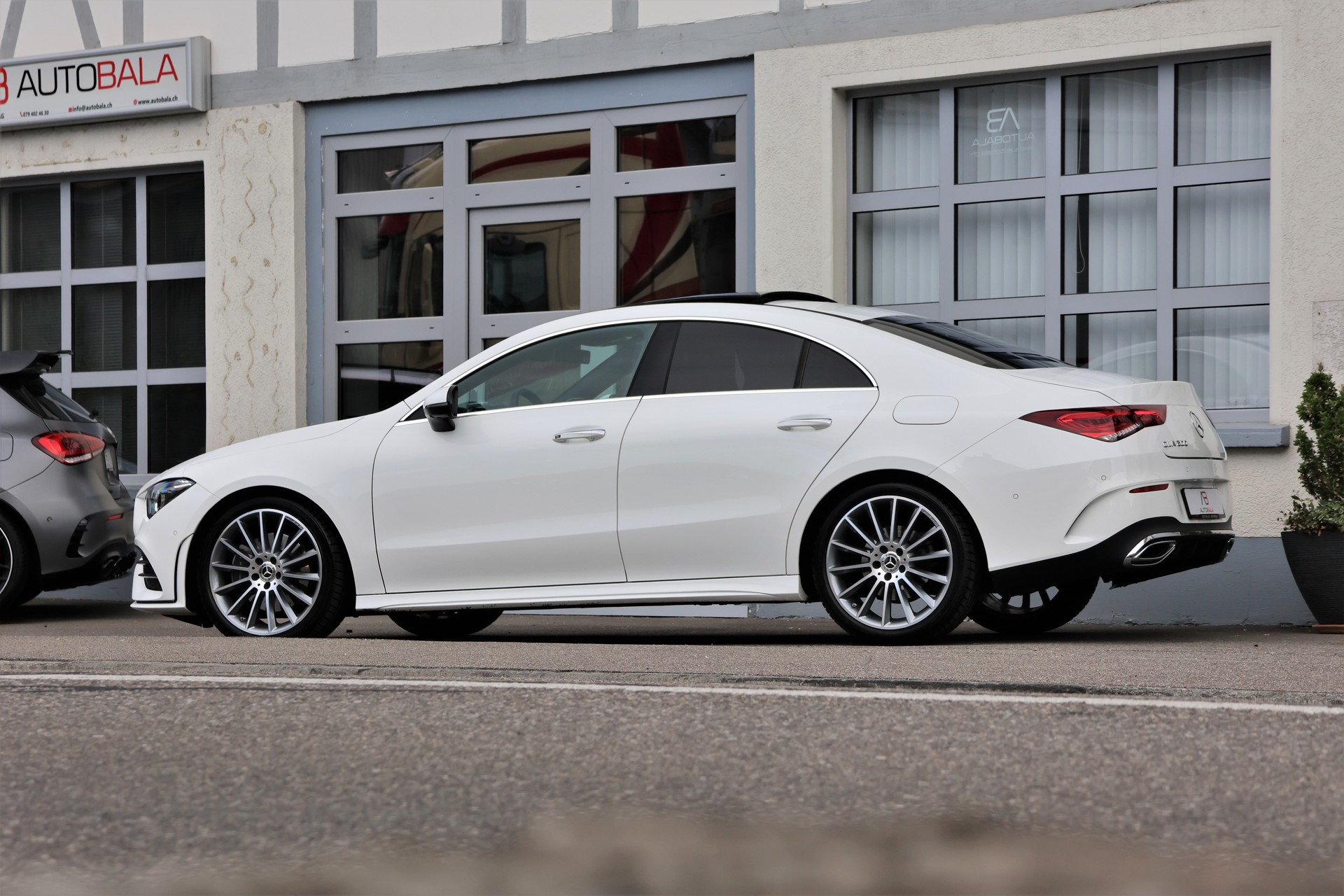 MERCEDES-BENZ CLA 200 AMG Line 7G-DCT (CH)-image-3