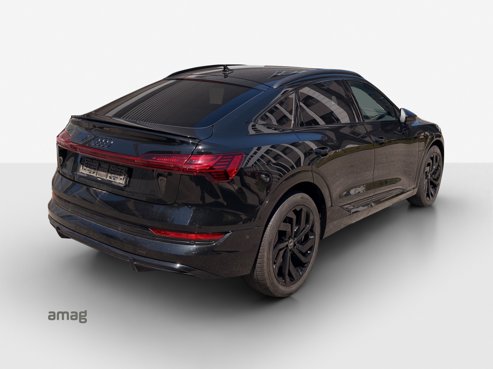 AUDI e-tron 55 Sportback S Line Black Edition quattro-image-5