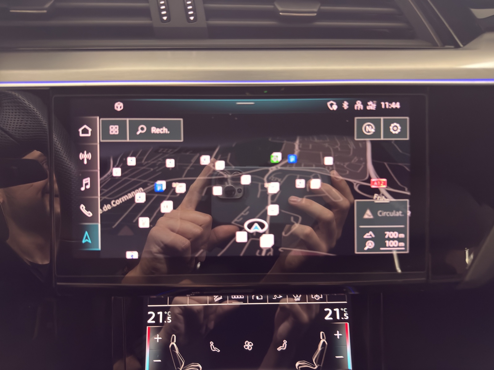 AUDI e-tron 55 Sportback S Line Black Edition quattro-image-16