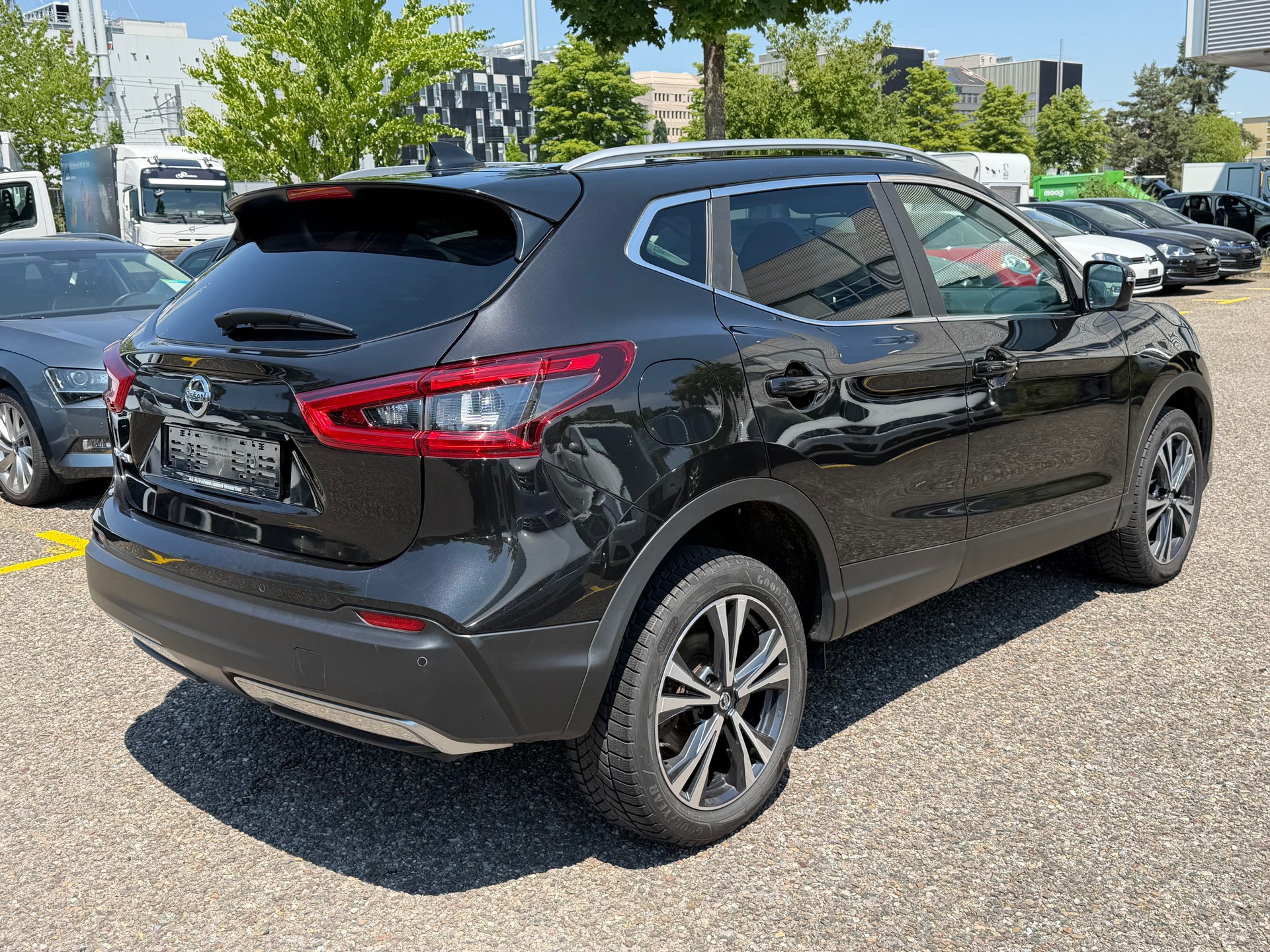 NISSAN Qashqai 1.7 dCi tekna ALL-MODE 4x4-image-4