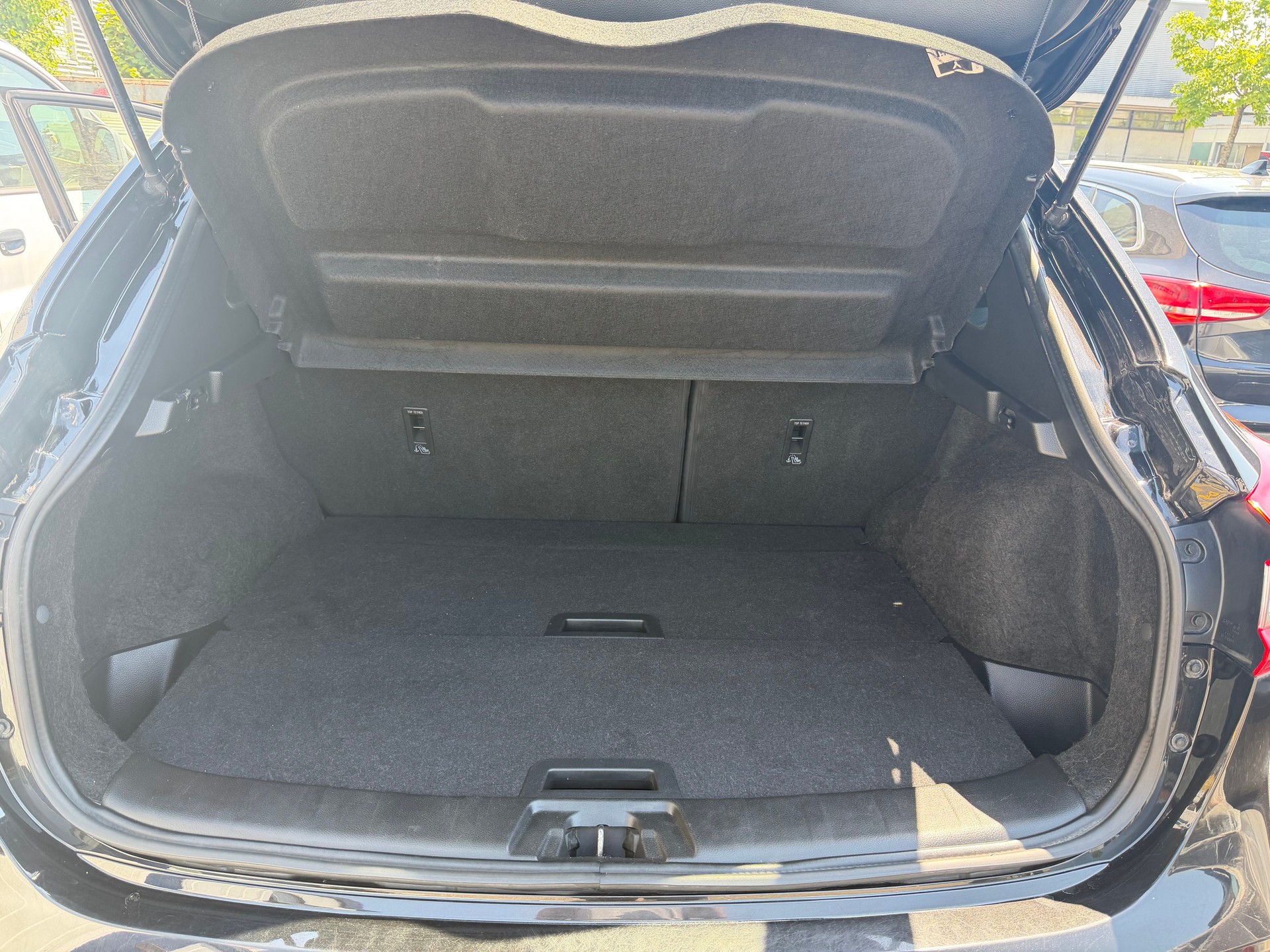 NISSAN Qashqai 1.7 dCi tekna ALL-MODE 4x4-image-24