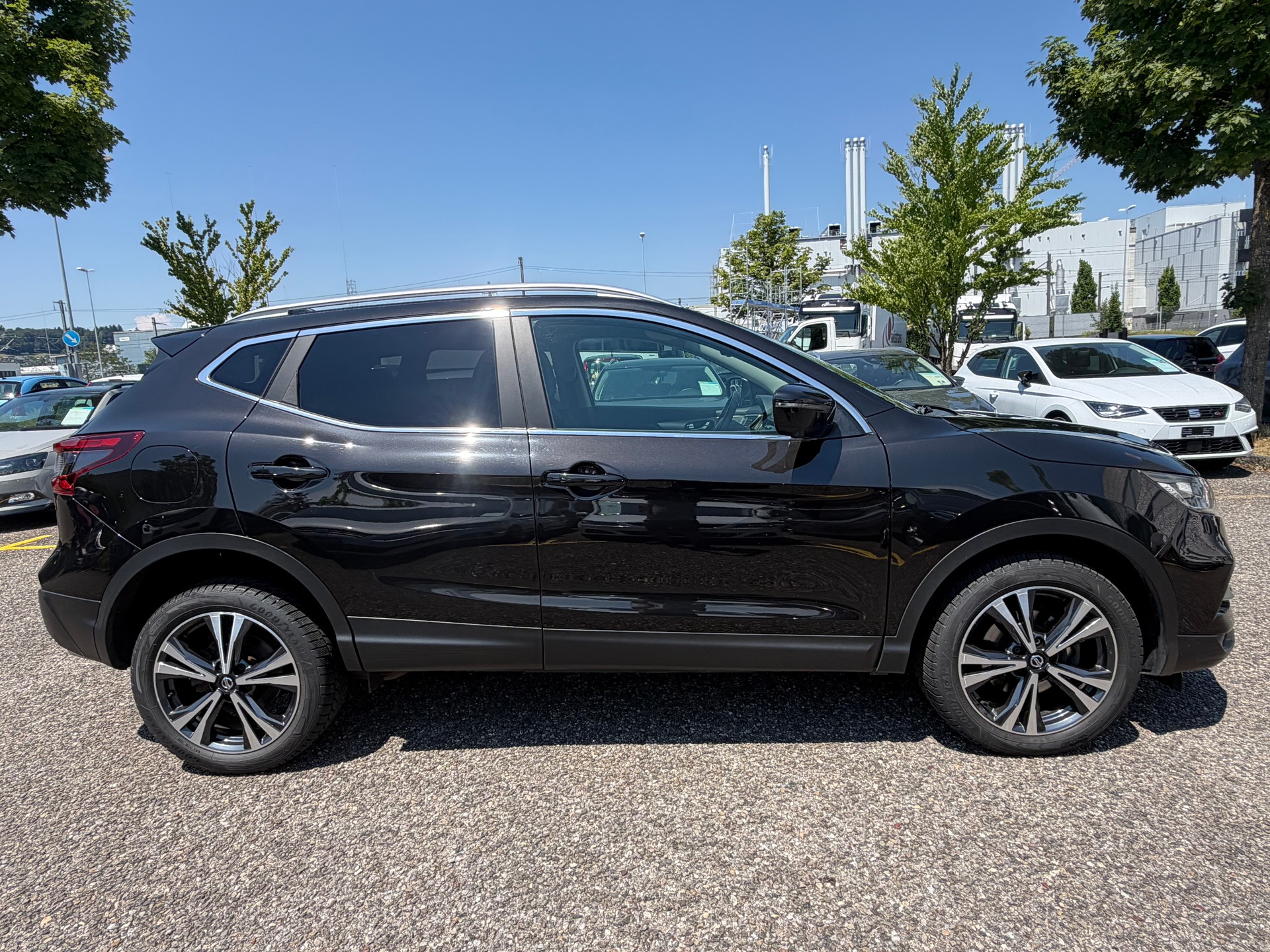 NISSAN Qashqai 1.7 dCi tekna ALL-MODE 4x4-image-3