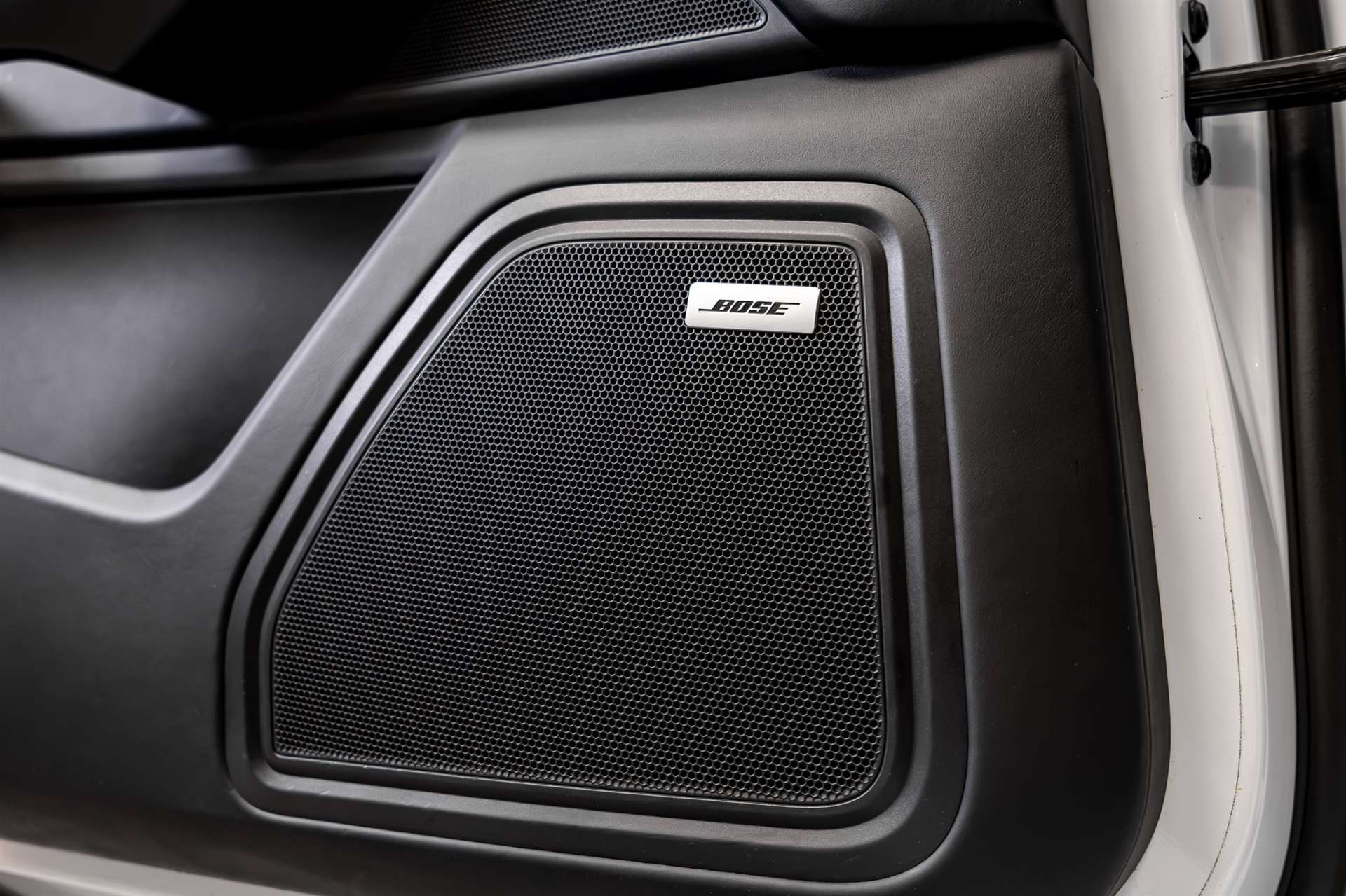 PORSCHE Macan Turbo PDK-image-23