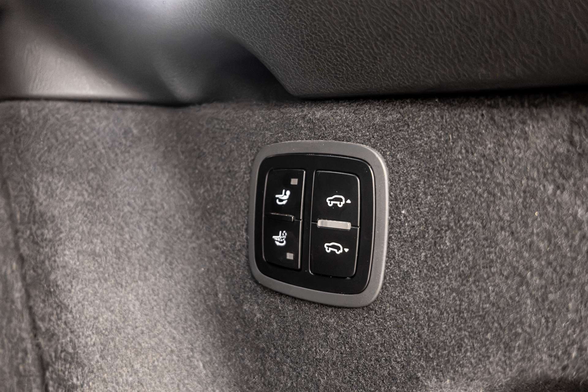 PORSCHE Macan Turbo PDK-image-28