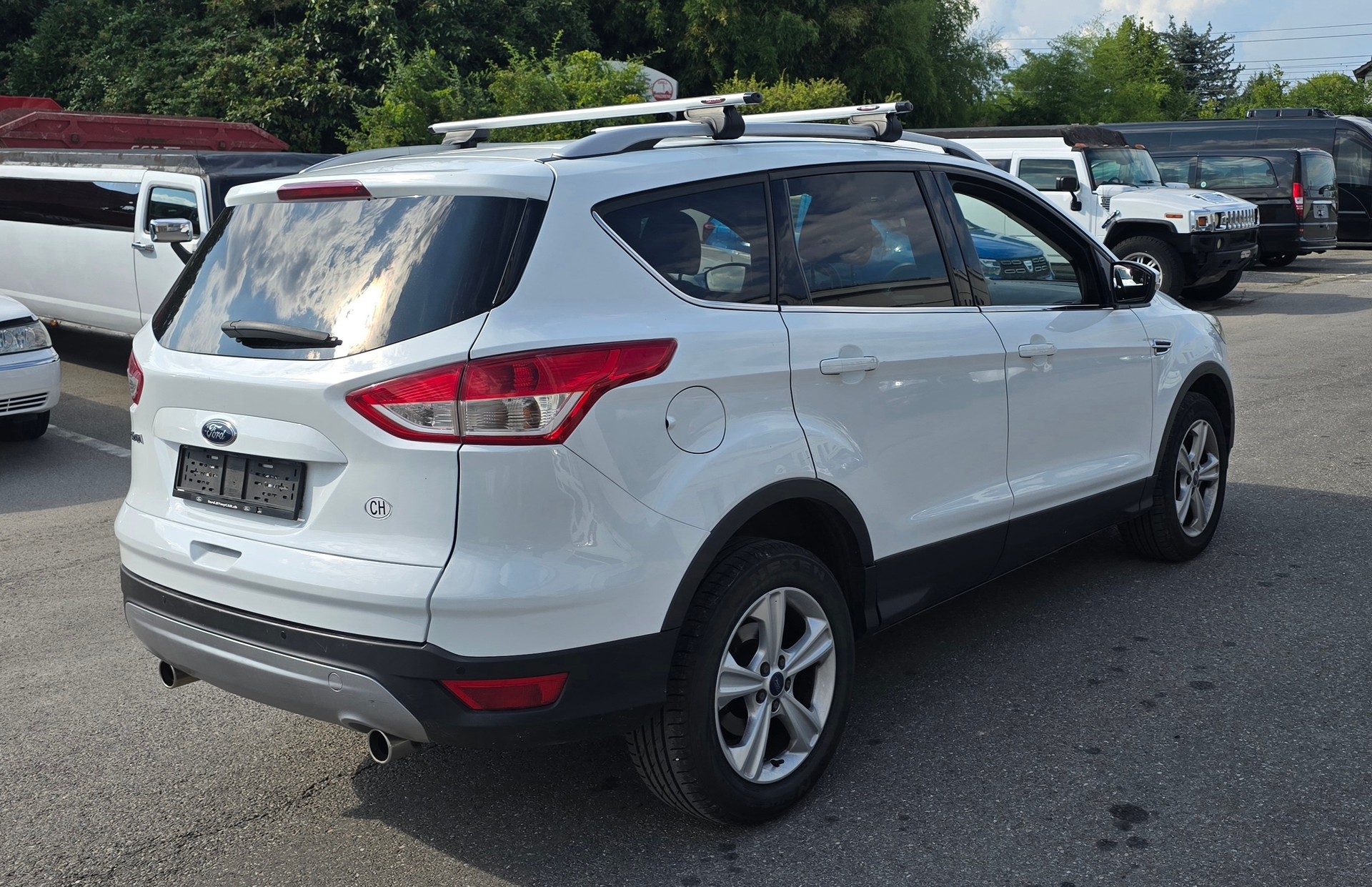 FORD Kuga 2.0 TDCi Titanium 4WD PowerShift-image-3