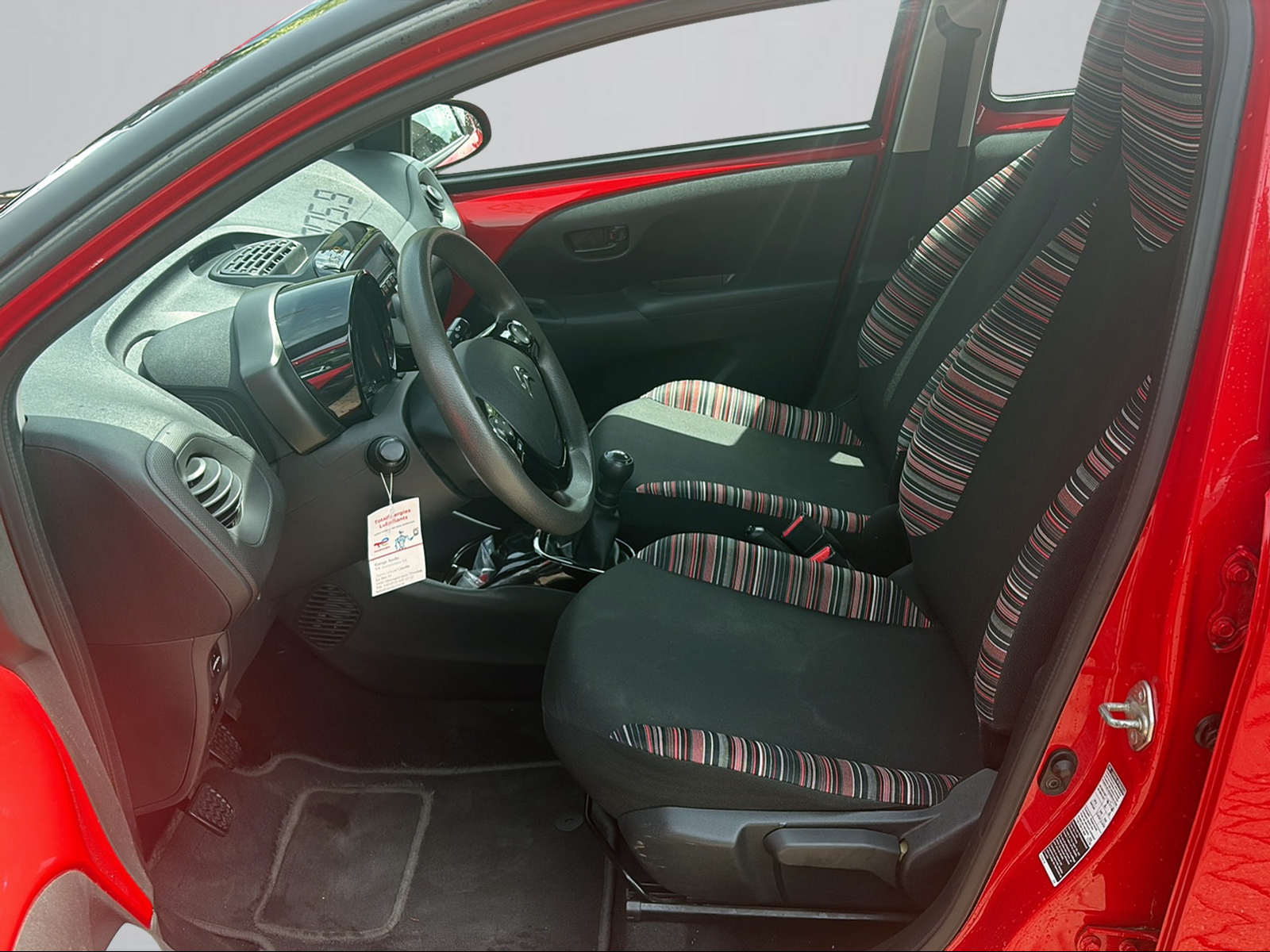 CITROEN C1 1.0 VTi Shine Stop&Start-image-4