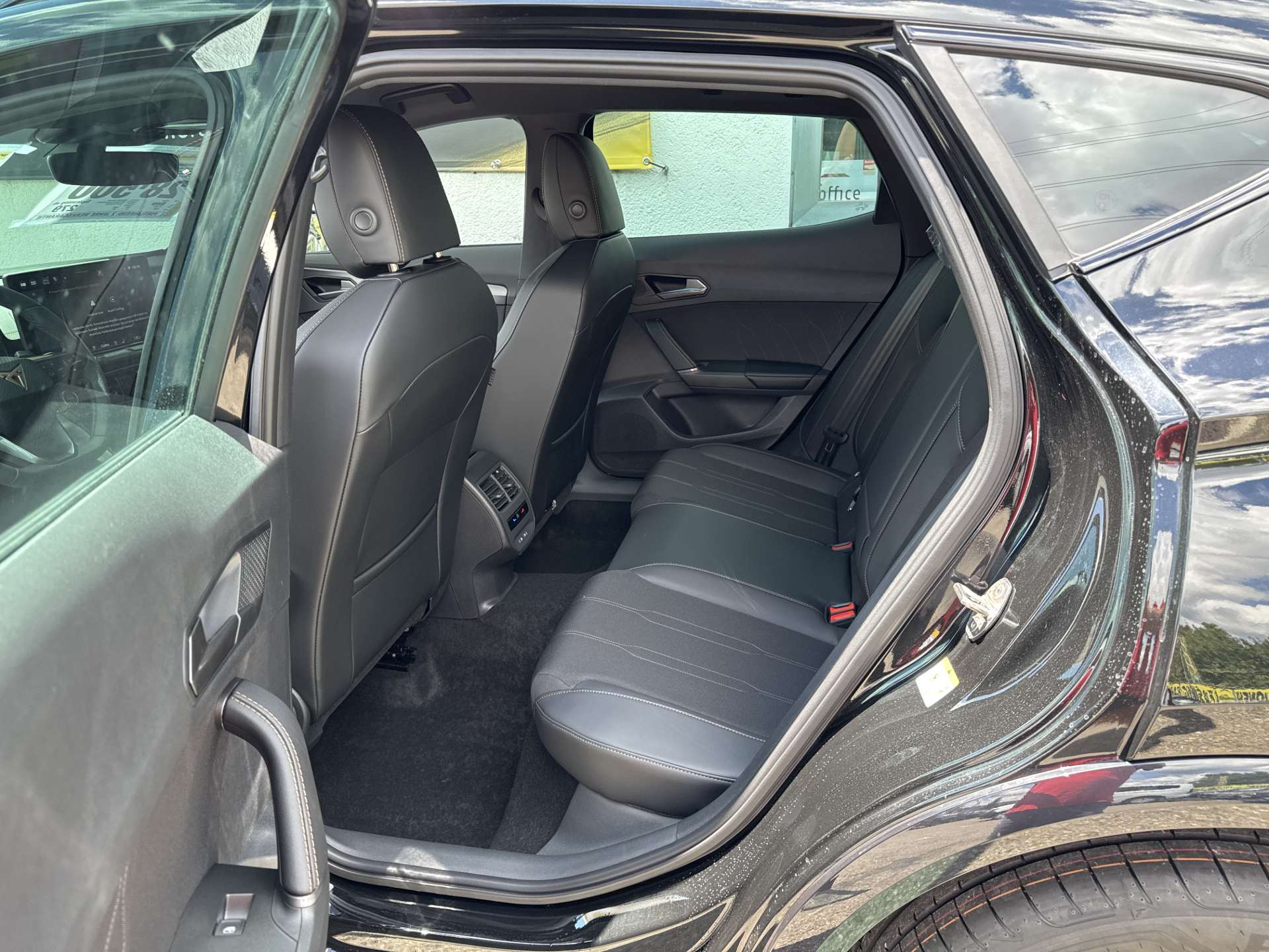 CUPRA Formentor 1.5 TSi DSG-Automat-image-7
