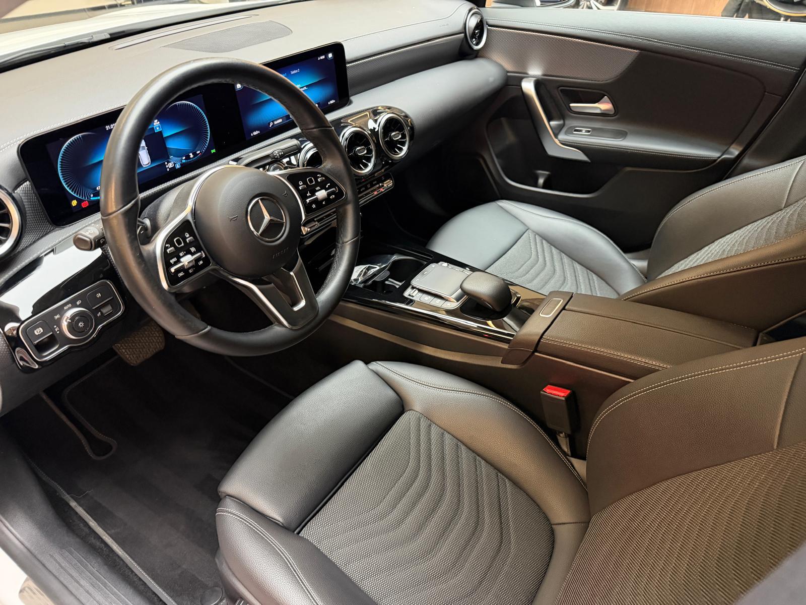 MERCEDES-BENZ CLA 180 d Progressive Shooting Brake-image-14