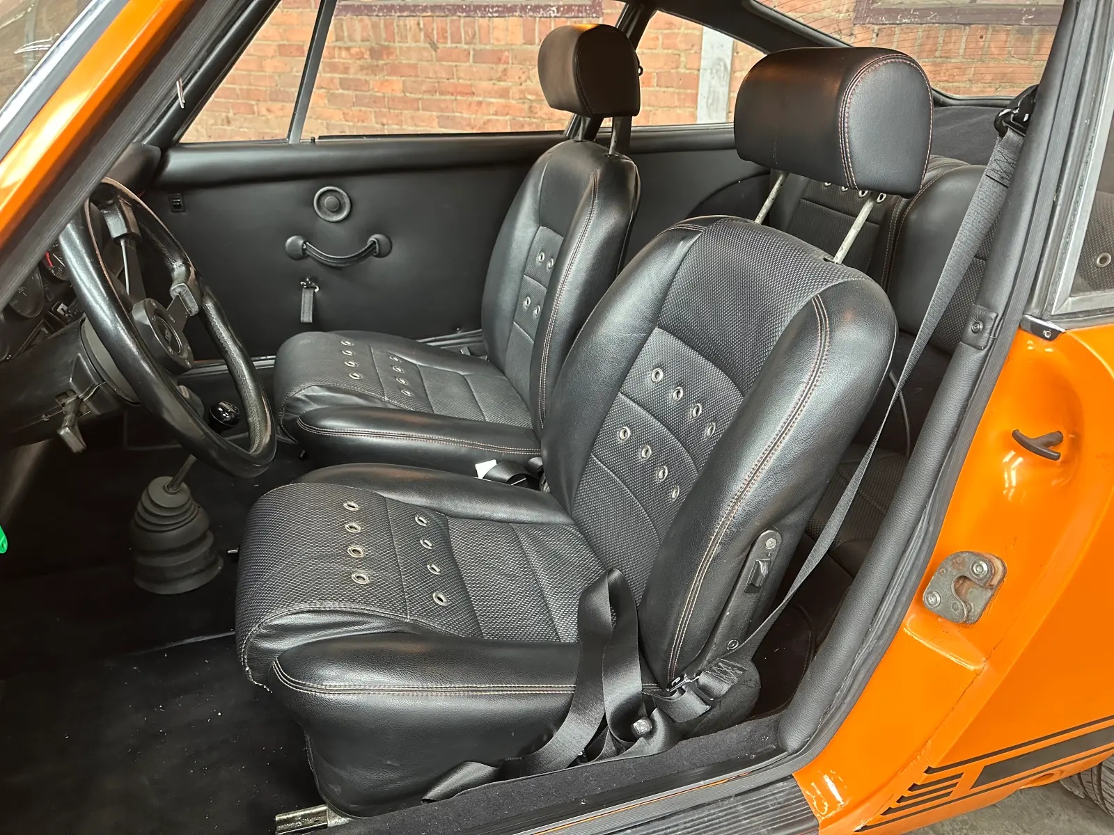 PORSCHE 911-image-10