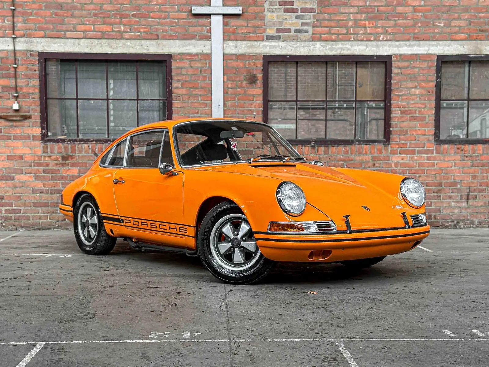 PORSCHE 911-image-3