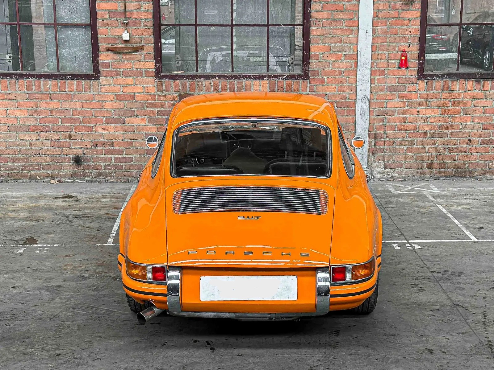 PORSCHE 911-image-6