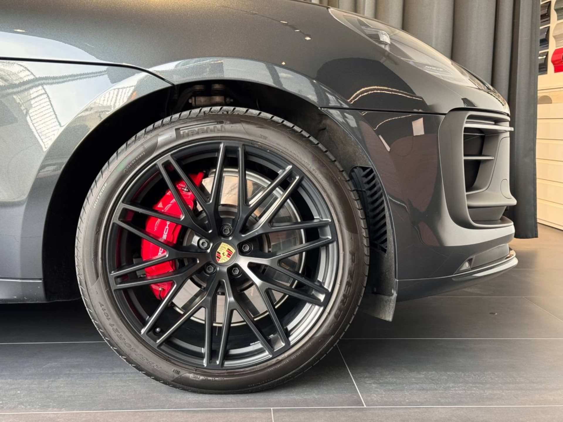 PORSCHE Macan GTS-image-13