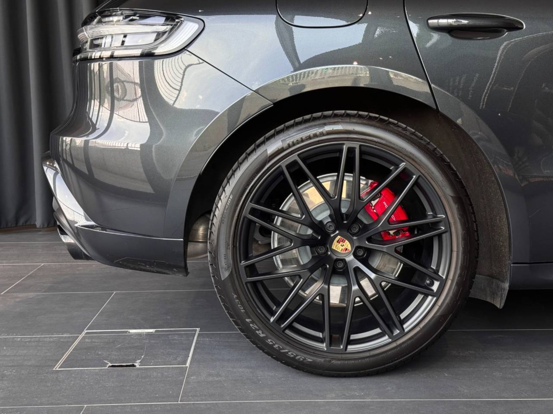 PORSCHE Macan GTS-image-12