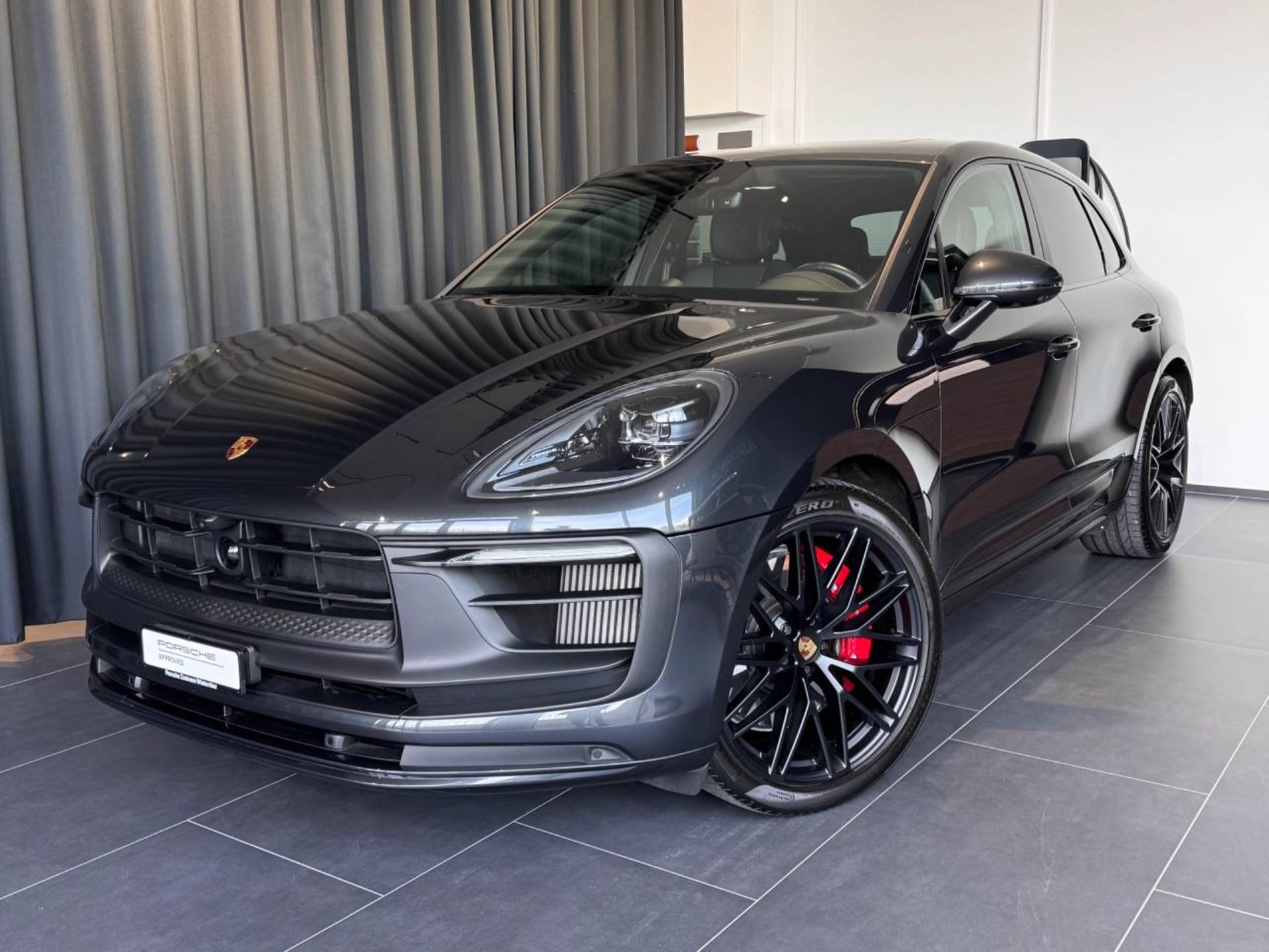 PORSCHE Macan GTS-image-0