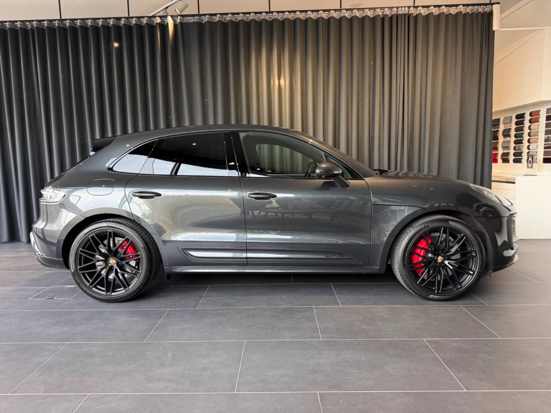 PORSCHE Macan GTS-image-7