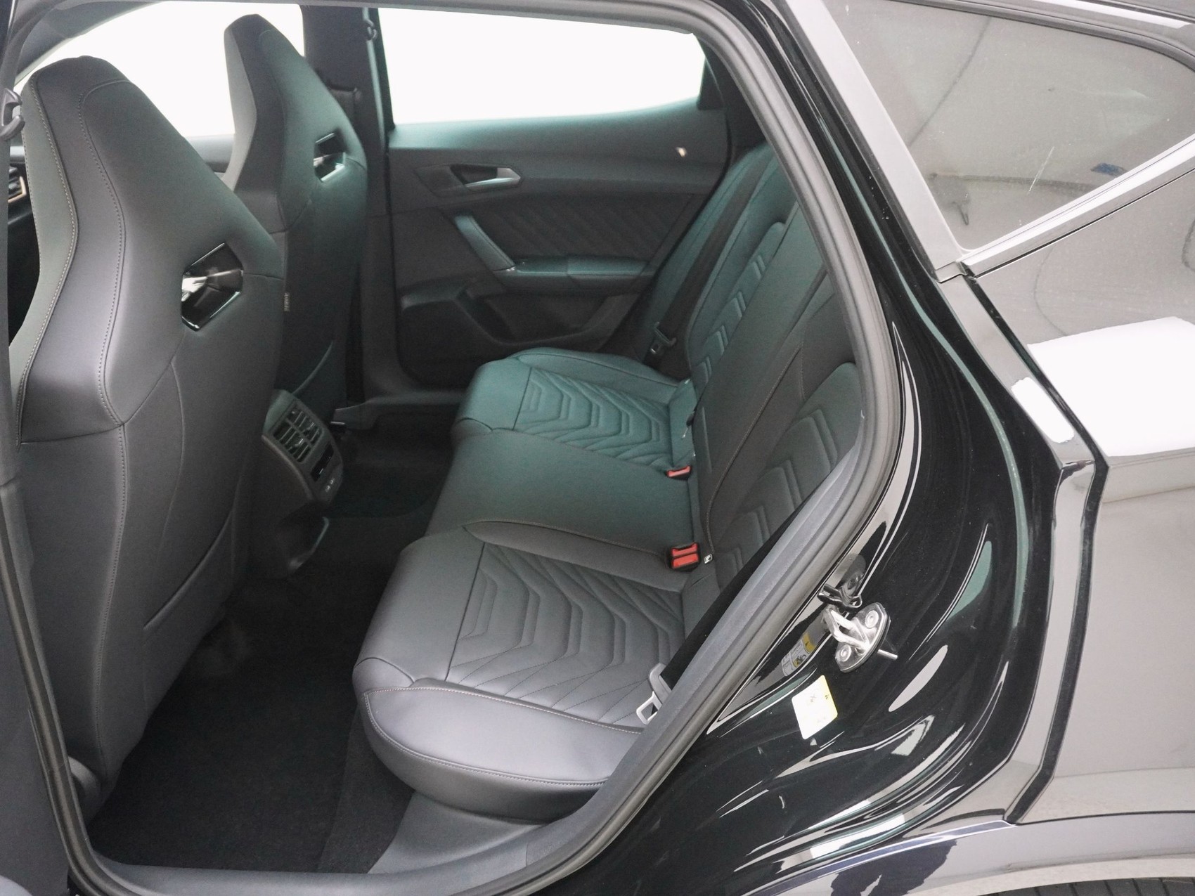 CUPRA Formentor 2.0 TSI 4Drive DSG-image-15