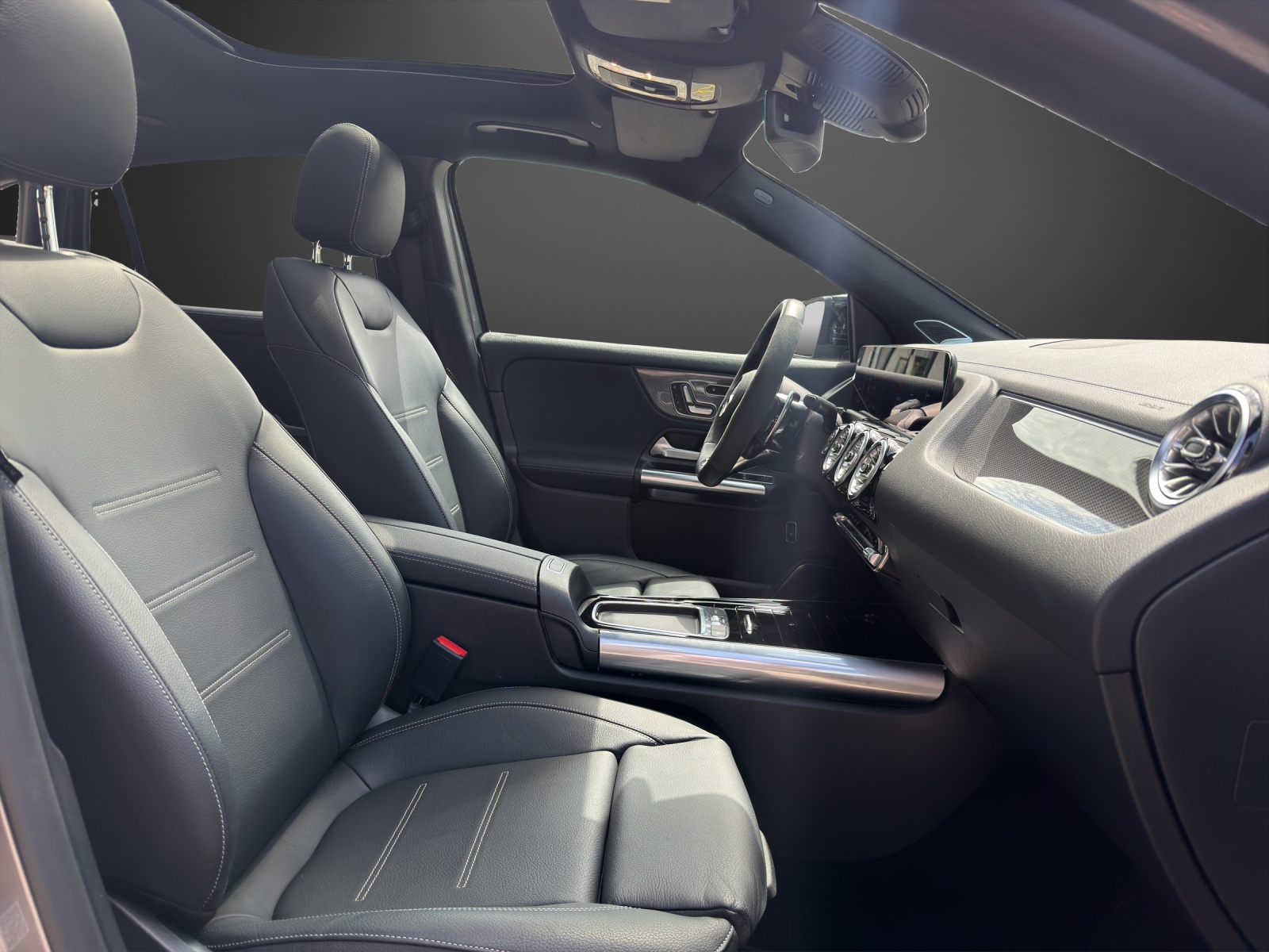 MERCEDES-BENZ GLA AMG 45 S 4Matic+ 8G-DCT-image-12