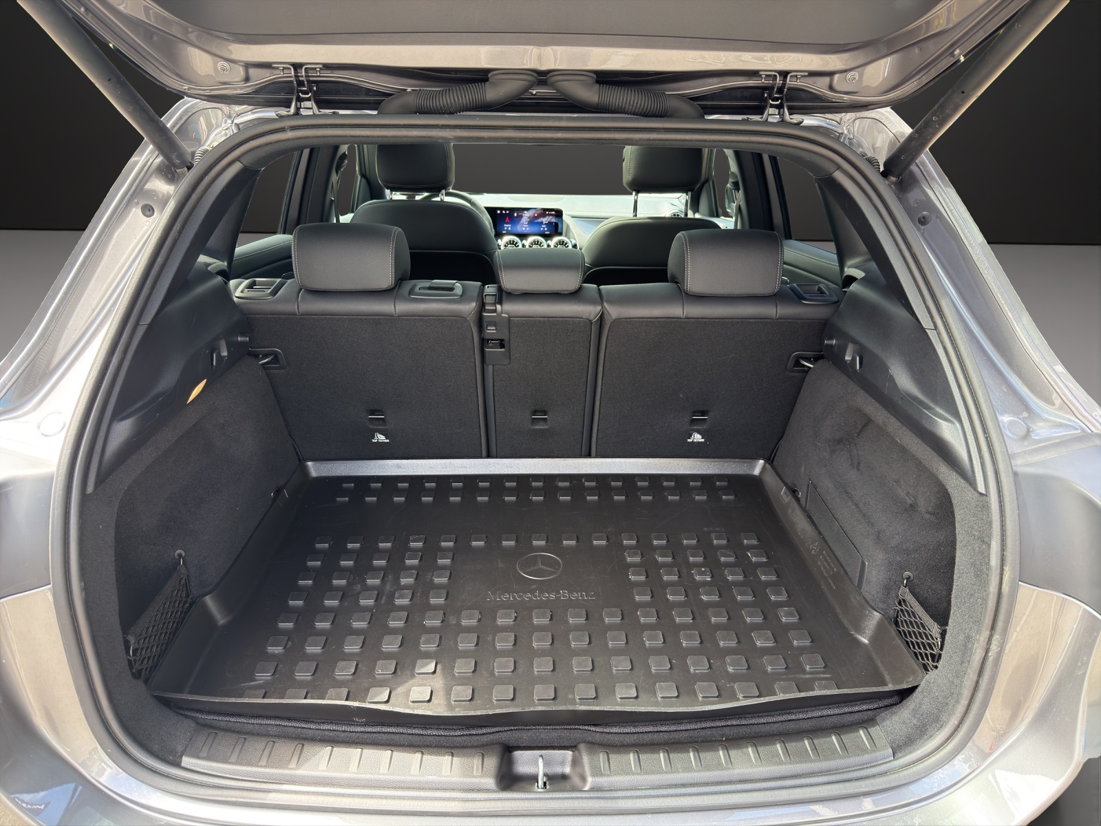 MERCEDES-BENZ GLA AMG 45 S 4Matic+ 8G-DCT-image-13