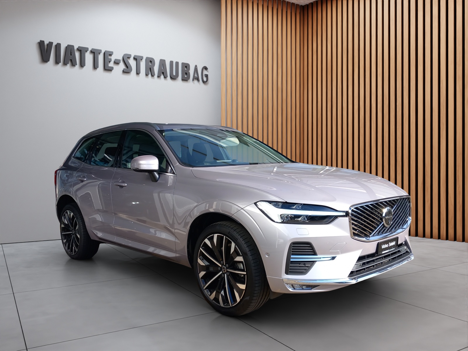 VOLVO XC60 2.0 B5 MH Ultra Bright AWD-image-6