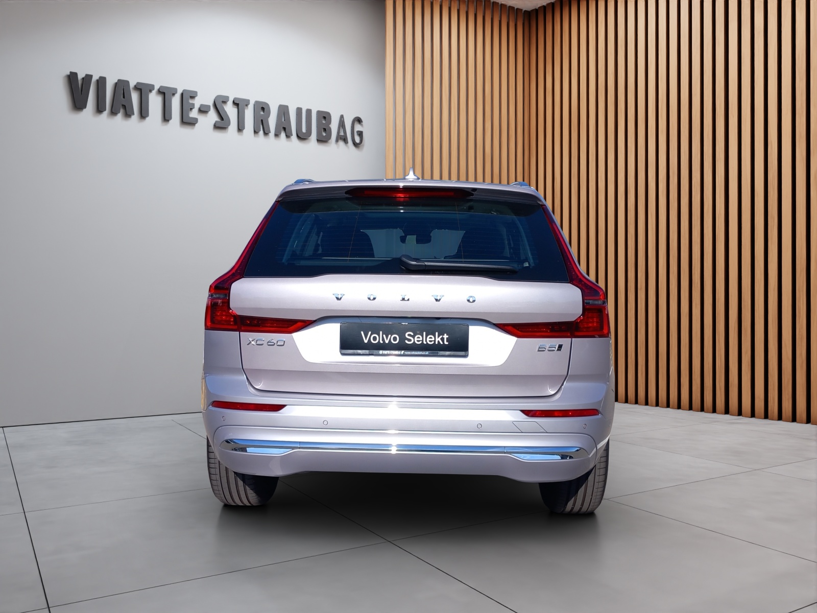 VOLVO XC60 2.0 B5 MH Ultra Bright AWD-image-3