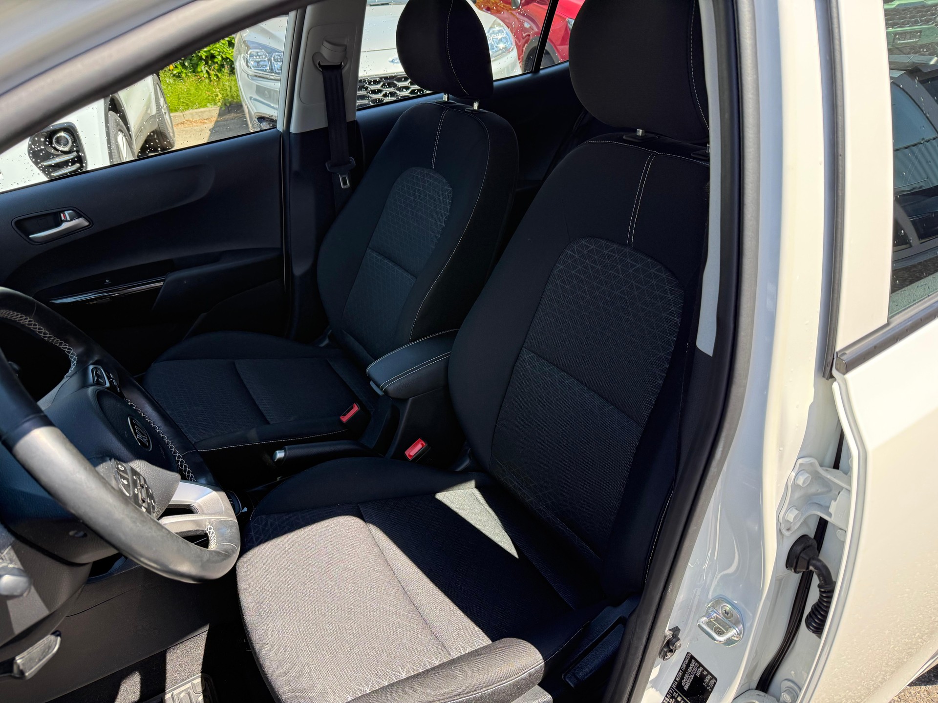 KIA Picanto 1.2 CVVT Swiss City Line-image-5