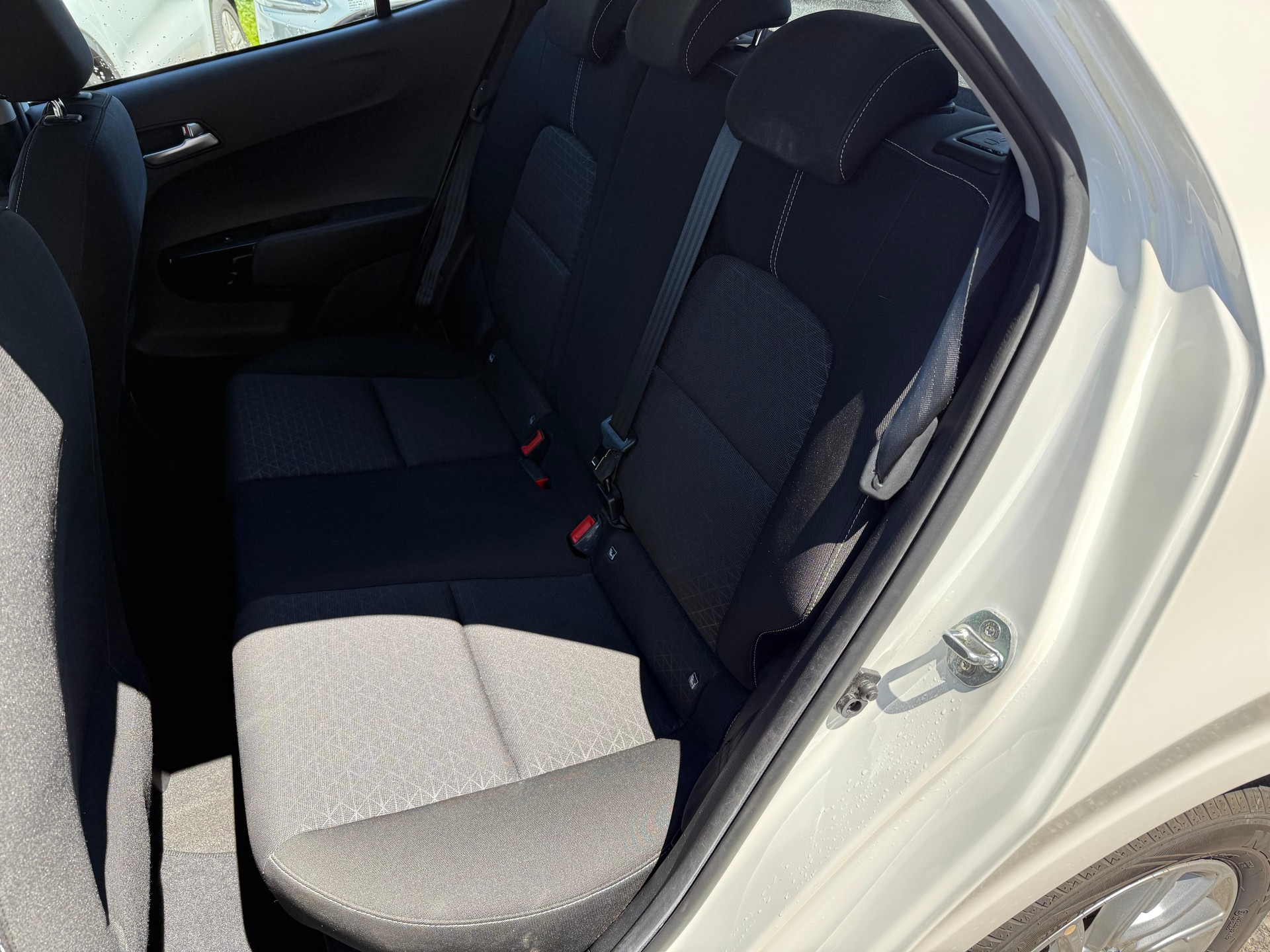 KIA Picanto 1.2 CVVT Swiss City Line-image-7