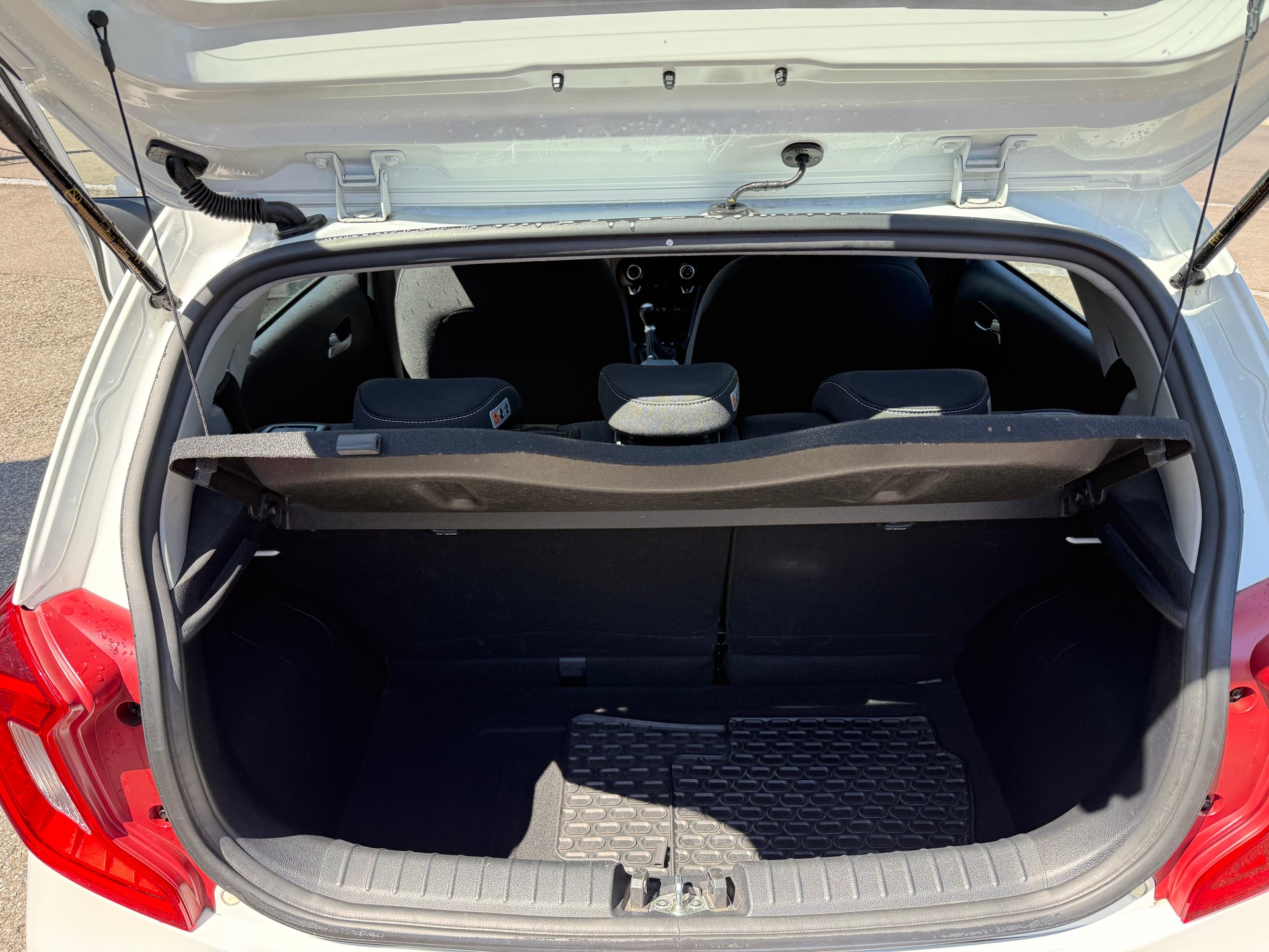 KIA Picanto 1.2 CVVT Swiss City Line-image-8