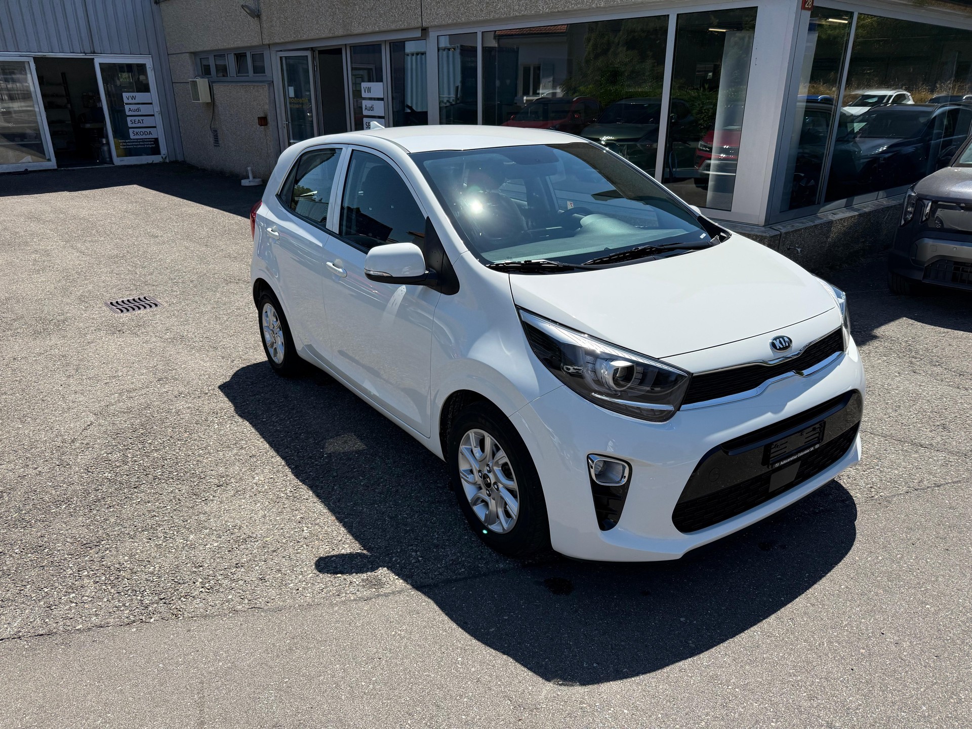 KIA Picanto 1.2 CVVT Swiss City Line-image-0