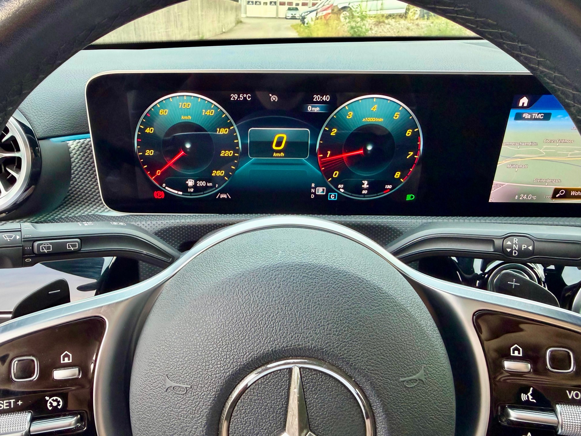 MERCEDES-BENZ A 180 Progressive 7G-DCT-image-10