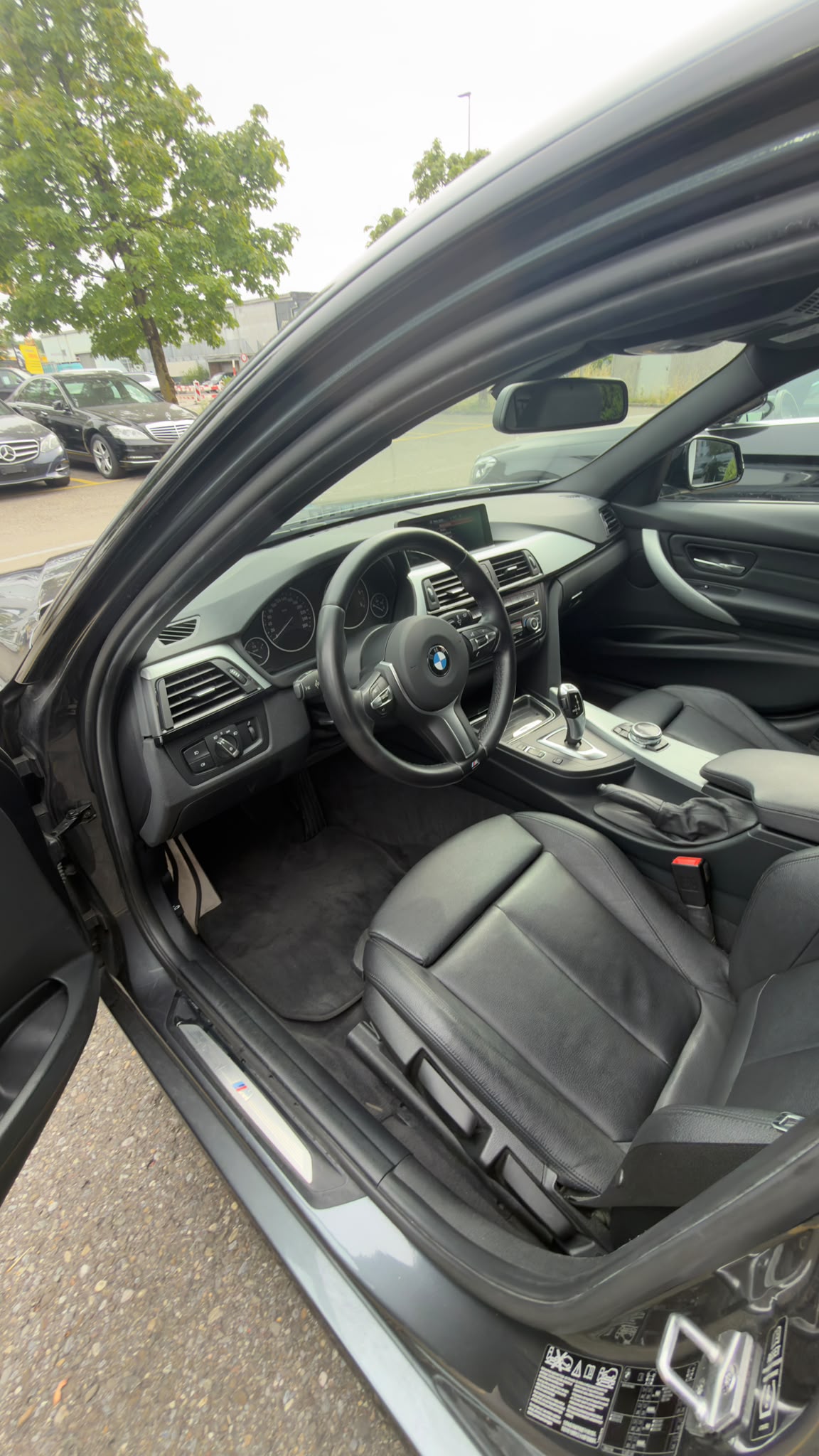 BMW 335d xDrive Touring Steptronic-image-13