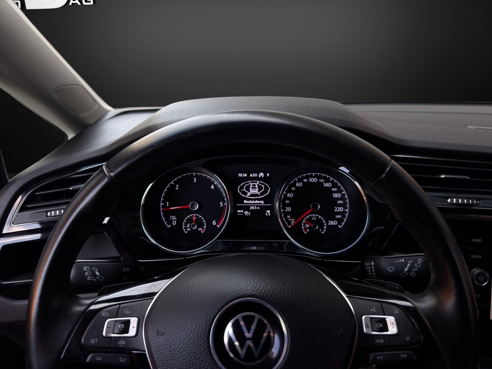 VW Touran 2.0 TDI BlueMotion Technology Comfortline DSG mit 150 PS * 7-Plätzer *-image-11