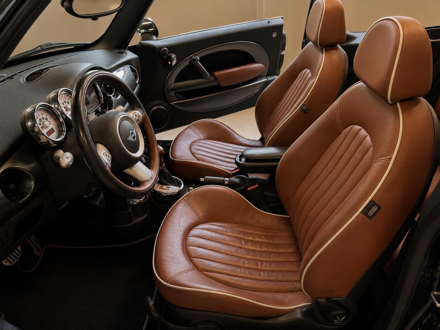 MINI Cooper S Cabriolet Steptronic-image-13