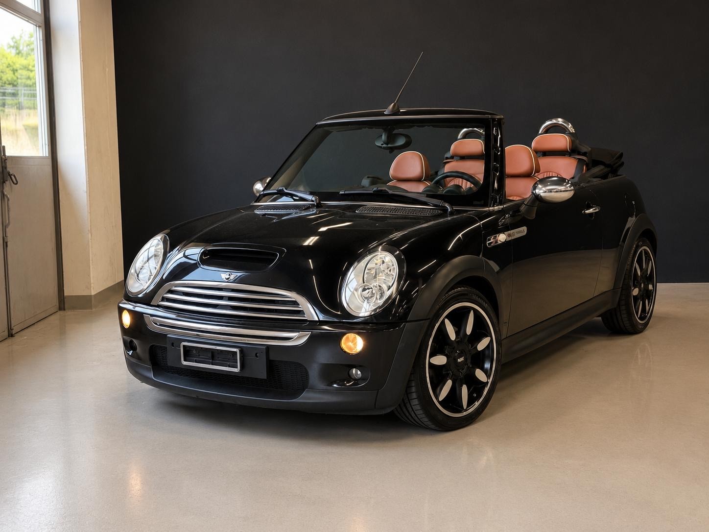 MINI Cooper S Cabriolet Steptronic-image-1