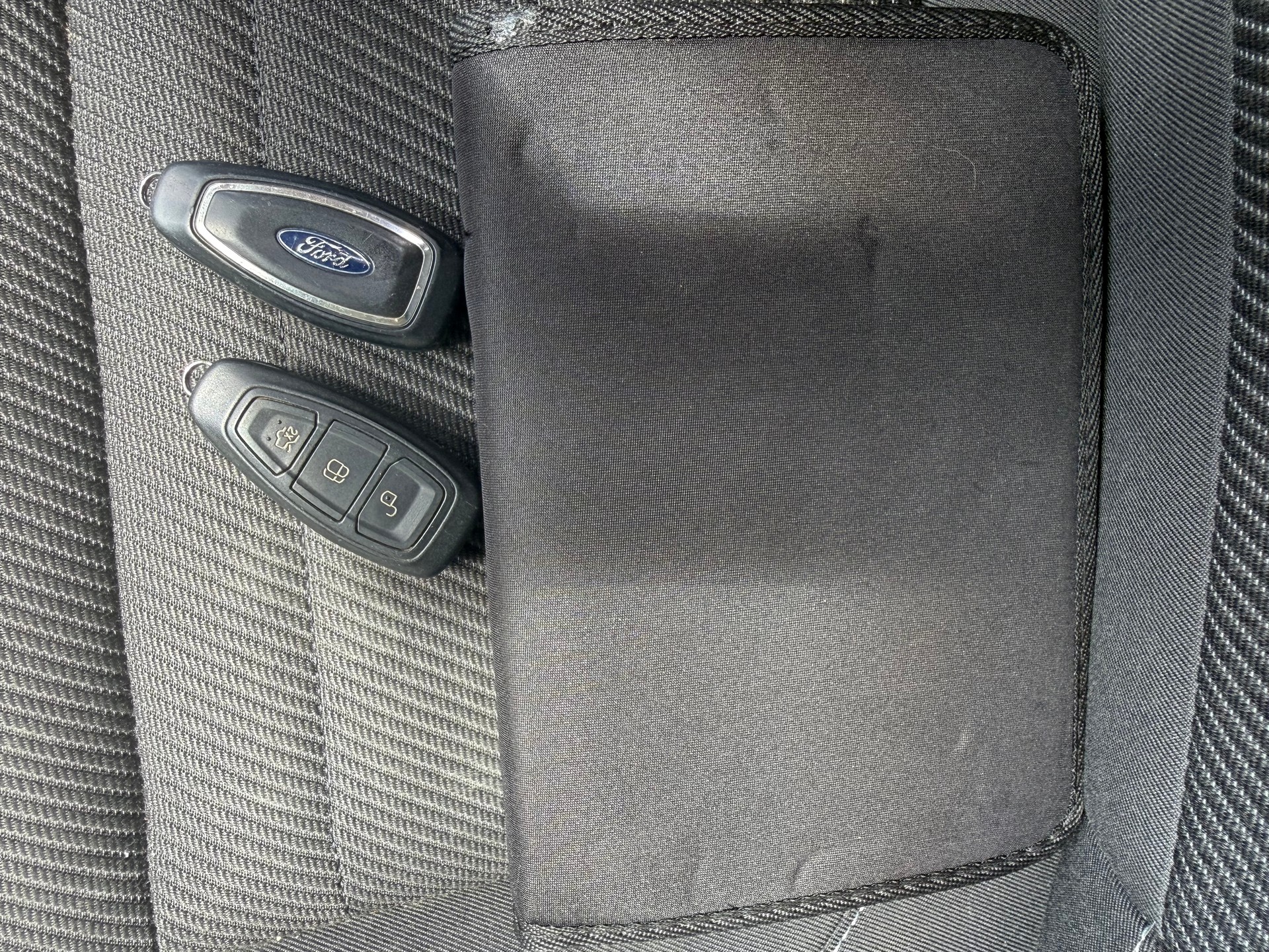 FORD Kuga 2.0 TDCi Titanium 4WD-image-8